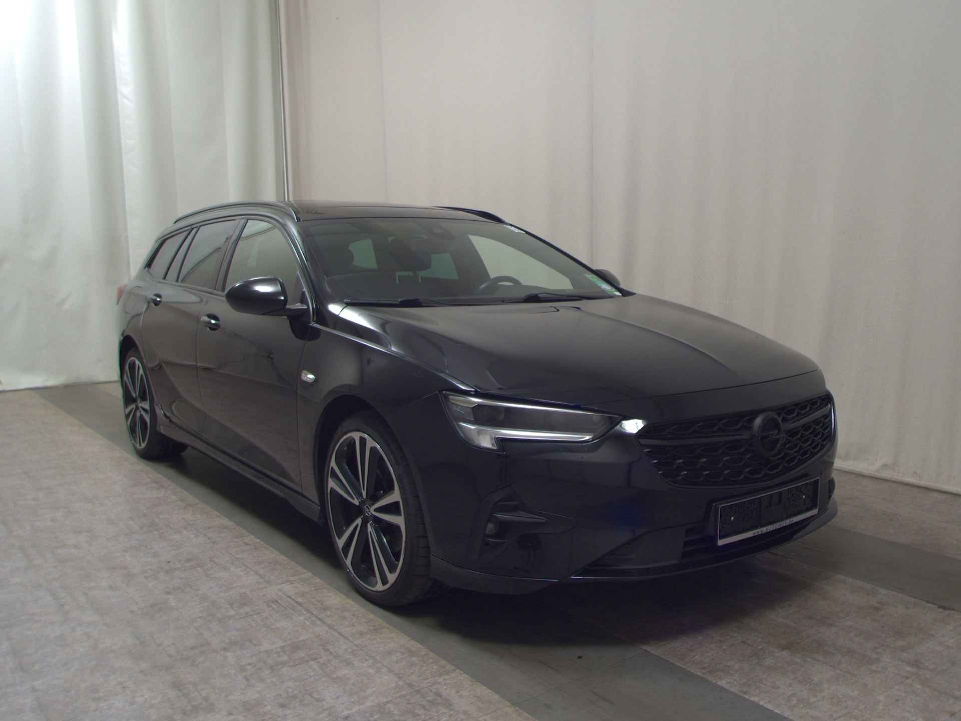 Opel Insignia ST 2.0 CDTI OPC-Line Navi LED Pano HuD AHK 3