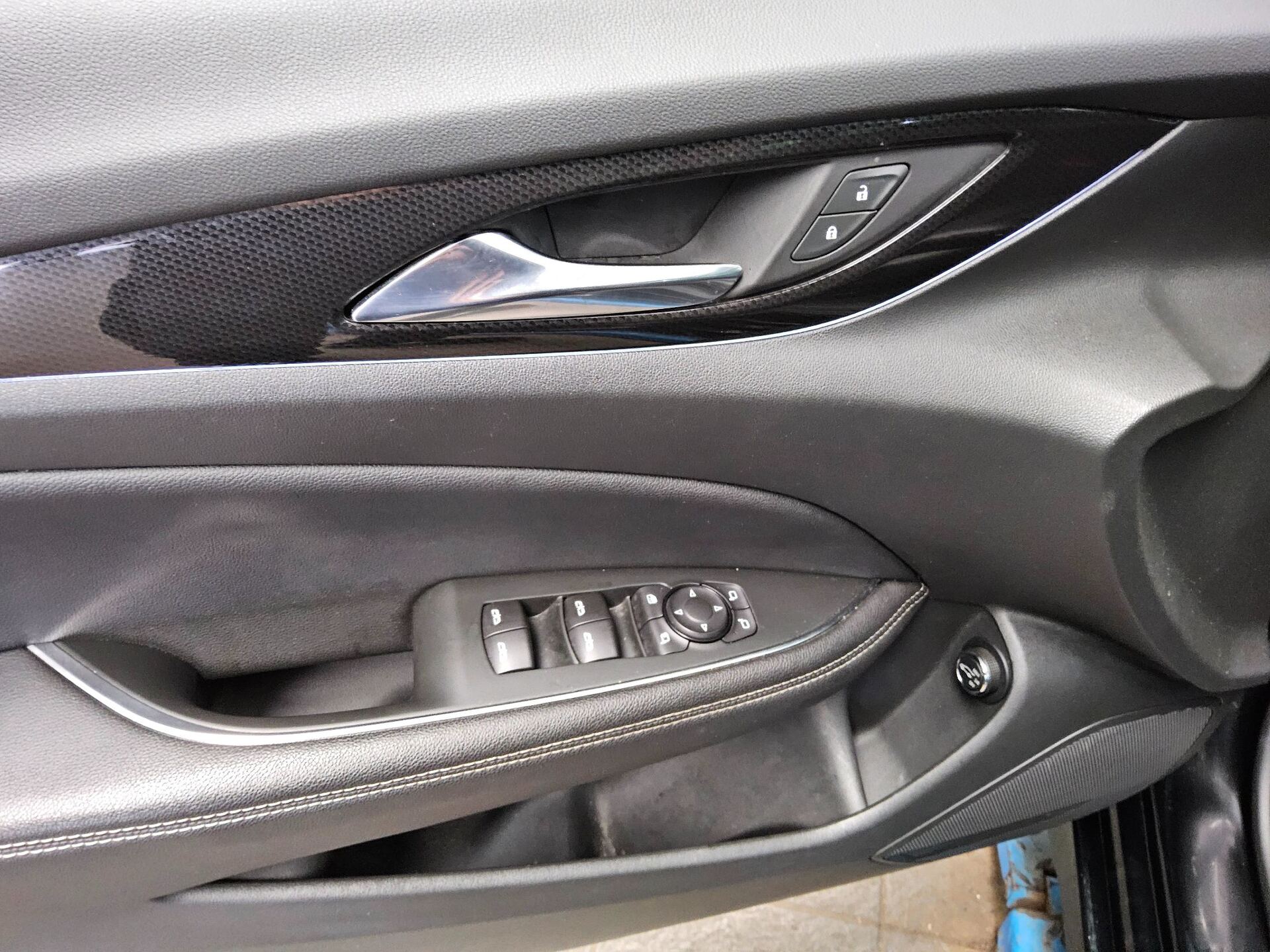 Opel Insignia ST 2.0 CDTI OPC-Line Navi LED Pano HuD AHK 9