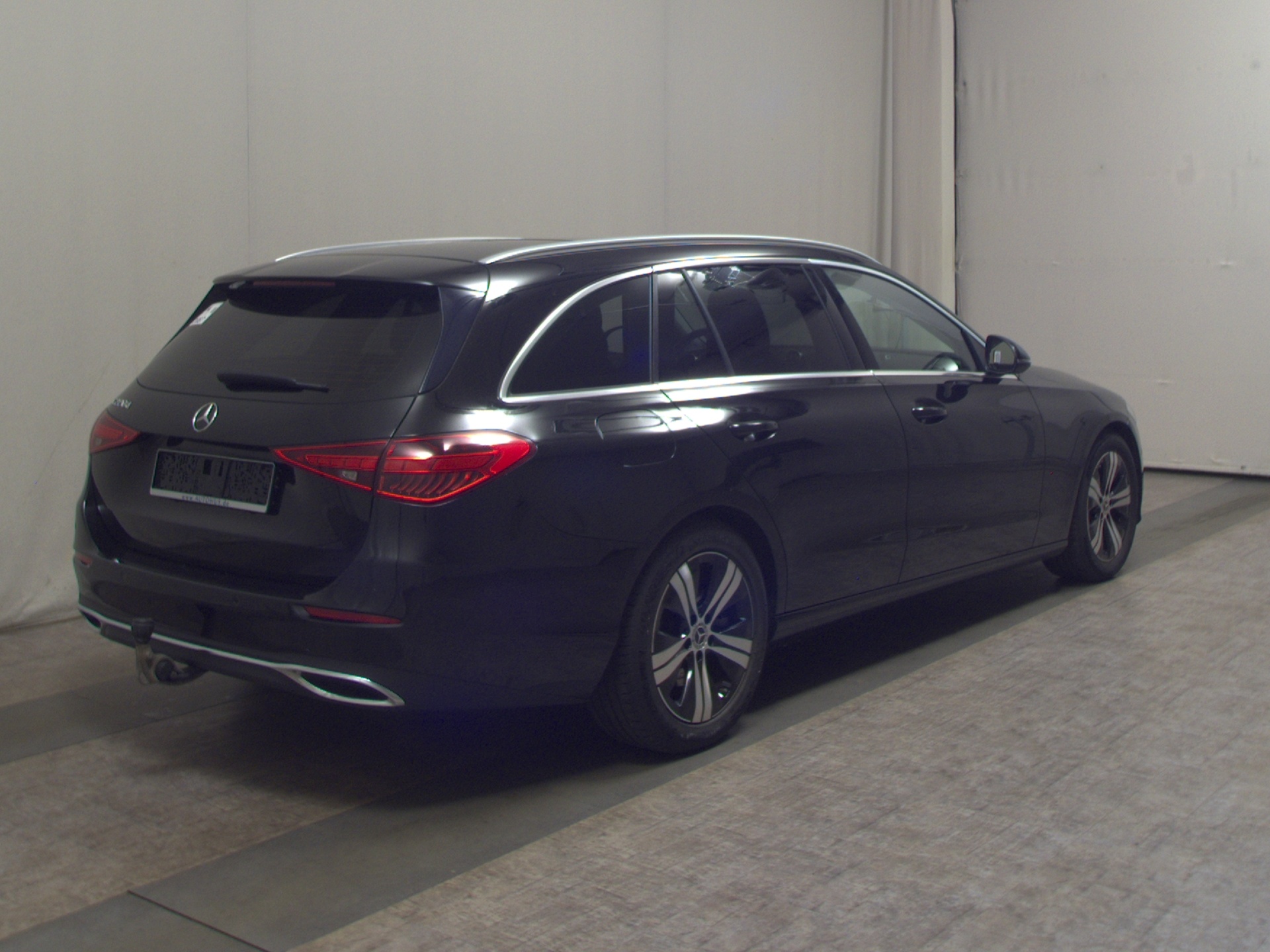 Mercedes-Benz C 220 T d Avantgarde T-Leder Navi LED RfK AHK 4