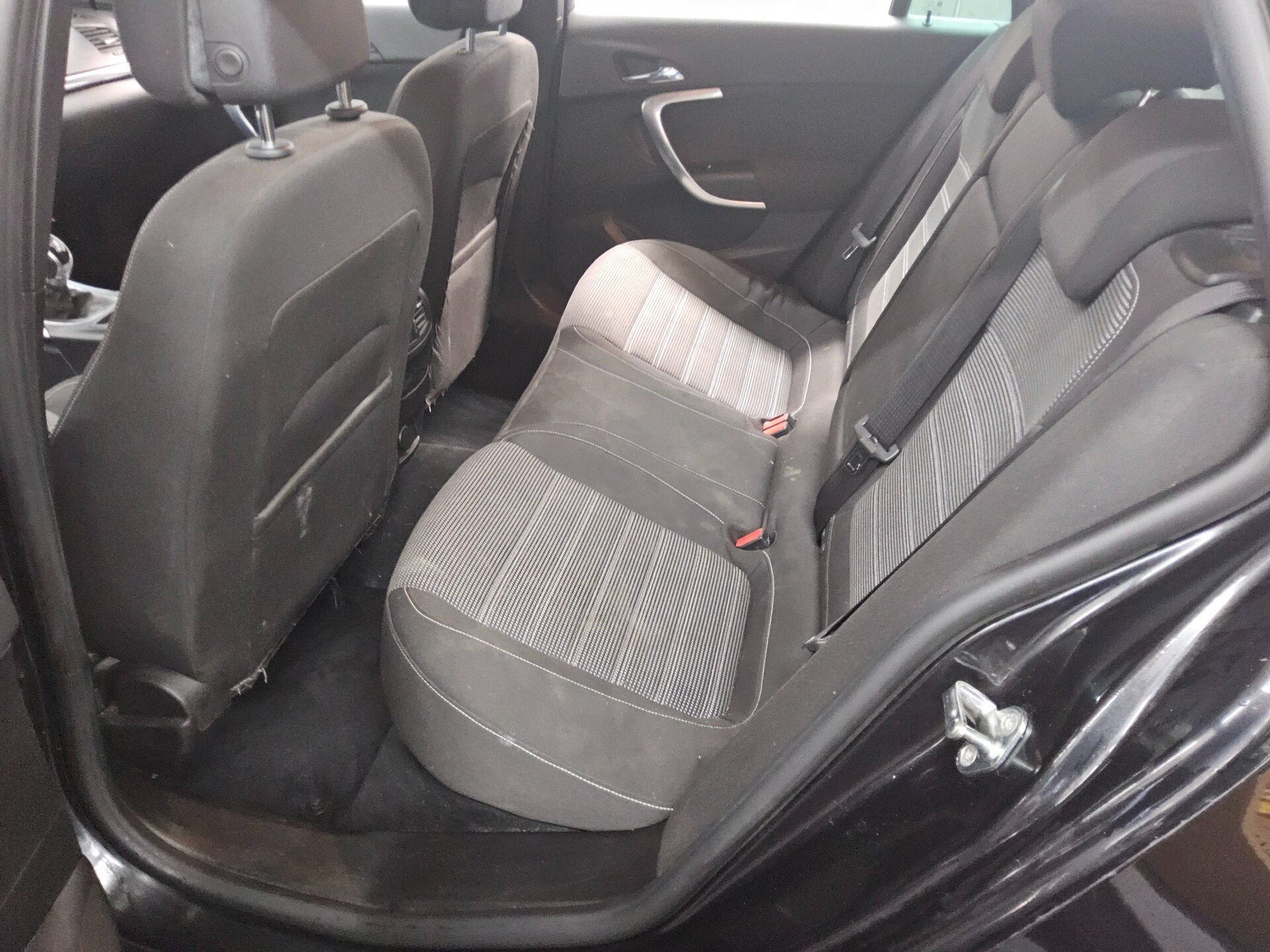 Opel Insignia ST 2.0 CDTI Navi Xenon PDC SHz 12