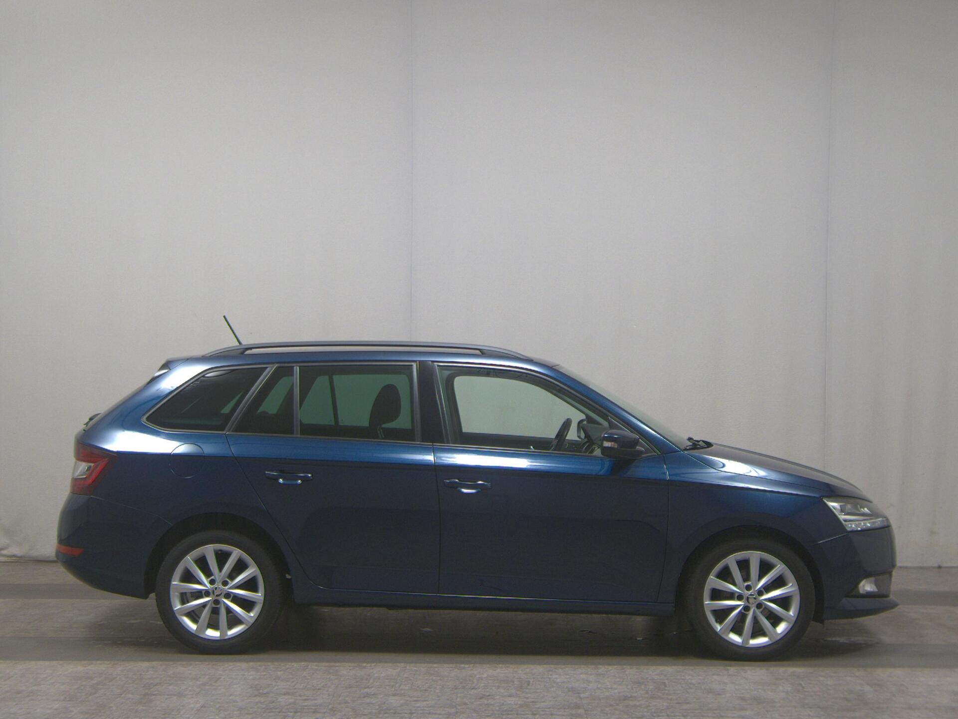 Skoda Fabia Kombi 1.0 TSI Style CarPlay LED RFK SHZ