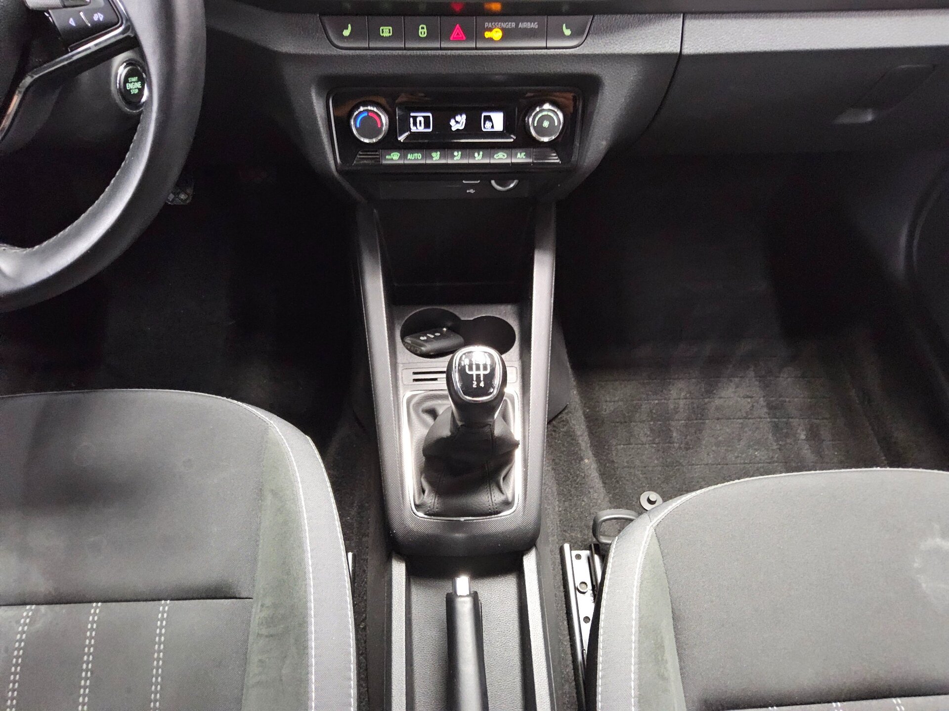 Skoda Fabia Kombi 1.0 TSI Style CarPlay LED RFK SHZ 6