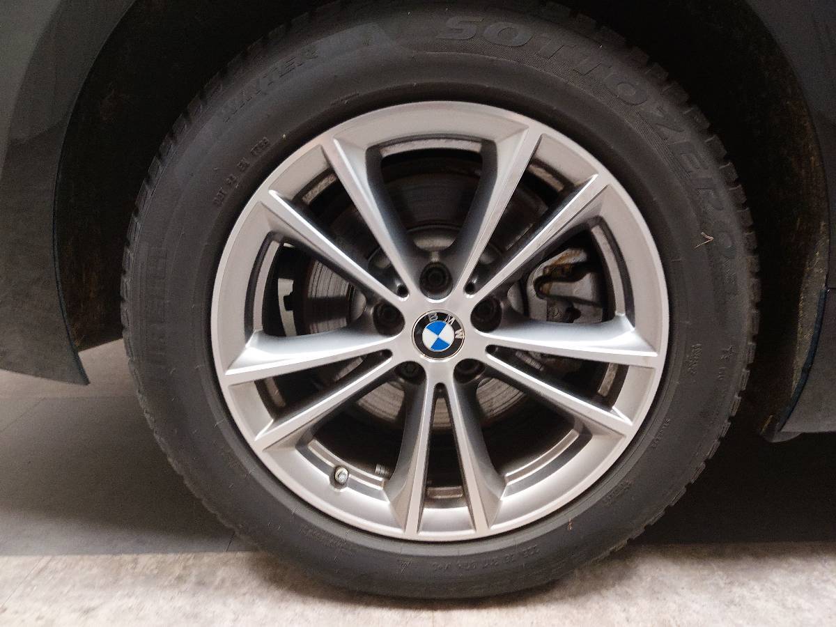 BMW 520d Touring LEDER LED SHZ HUD PDC 11