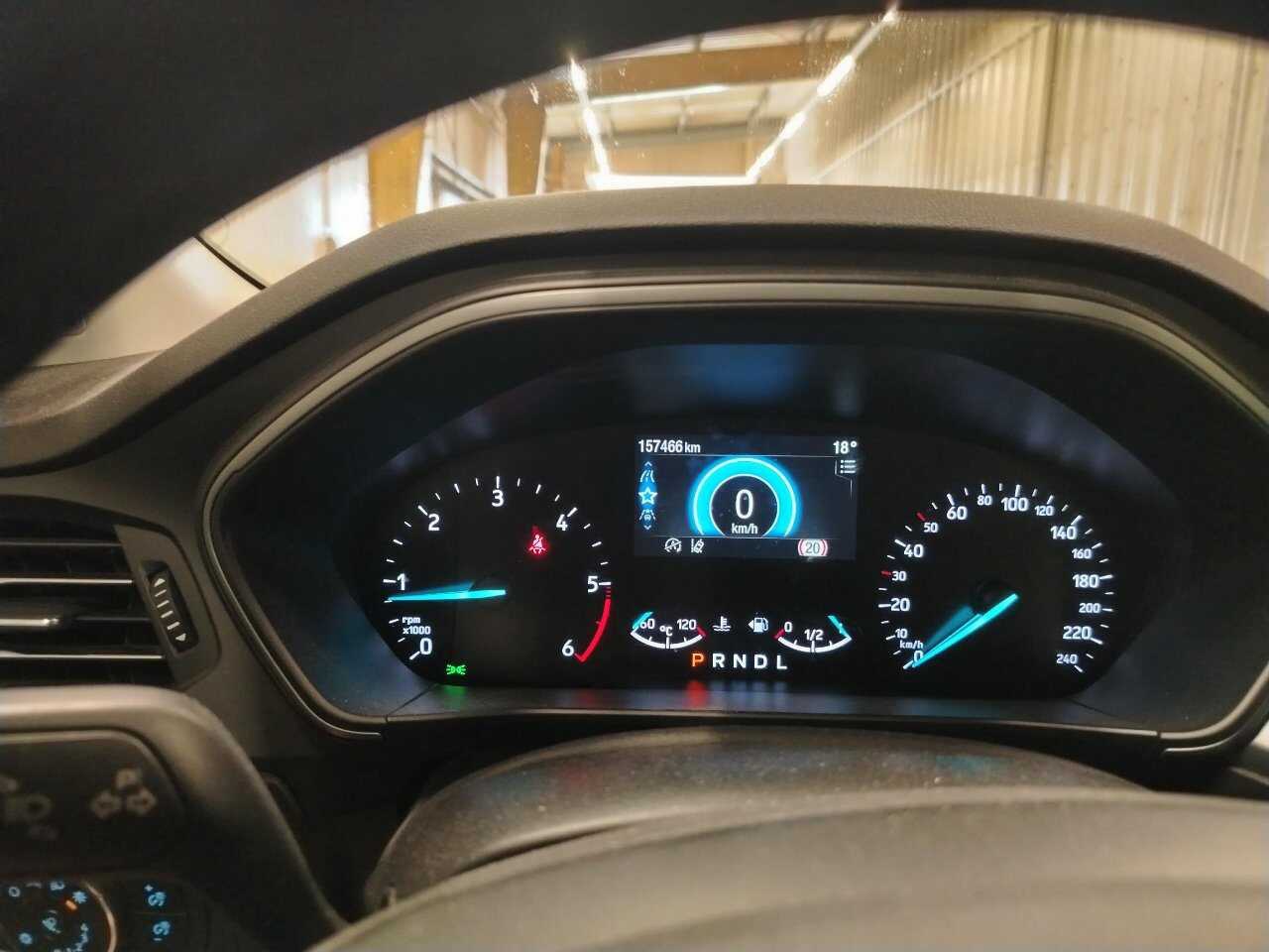 Ford Focus Turnier 1.5 EB Titanium NAVI LED SHZ PDC 9