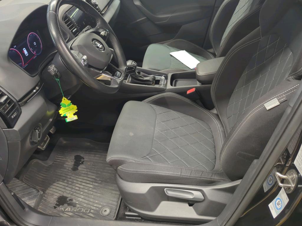Skoda Karoq 2.0 TDI 4x4 SportLine NAVI SPORTSITZE KLIMAAUT LED RADIO 7
