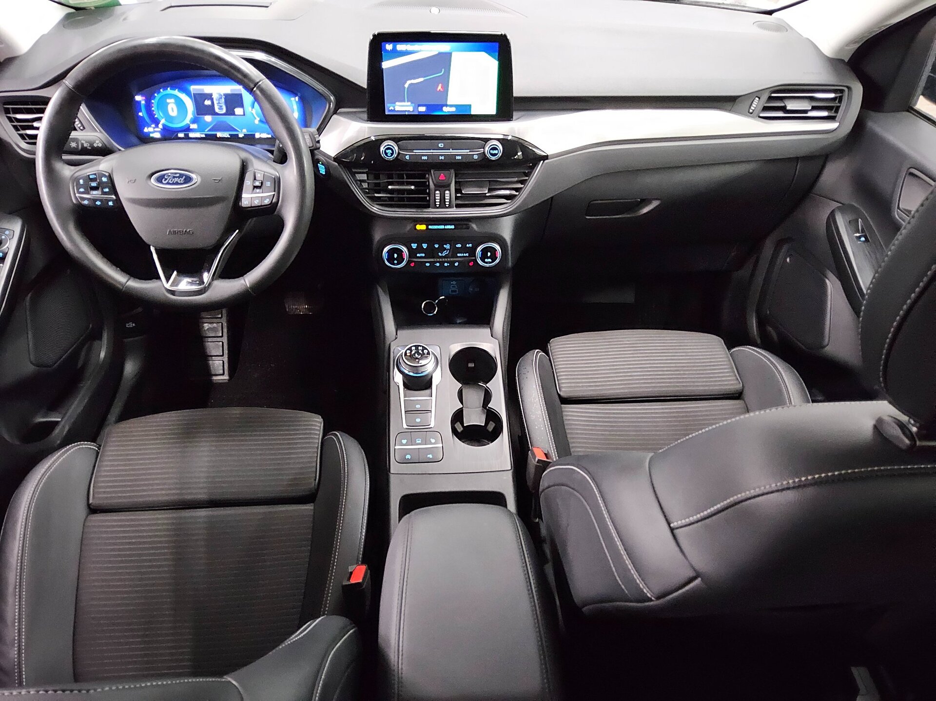 Ford Kuga 2.0 EB Titanium X Navi LED vc HuD B&O RfK 5