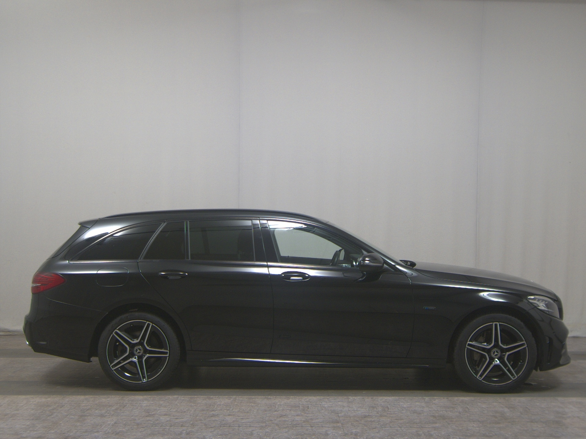 Mercedes-Benz C 300 T e AMG-Line Night Navi LED Burmester RfK
