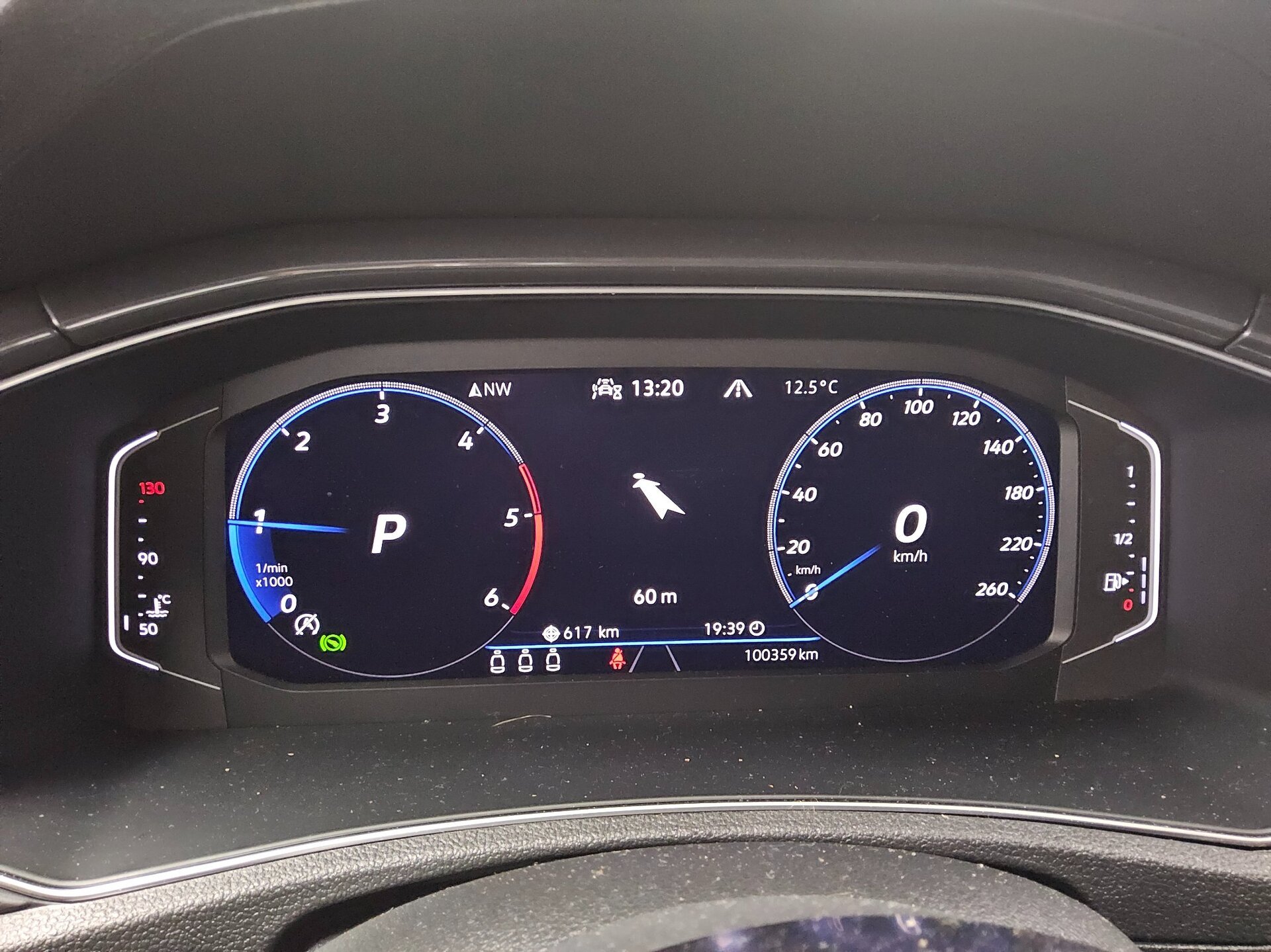 Volkswagen T-Roc 2.0 TDI R-Line Navi AID ACC AHK 8