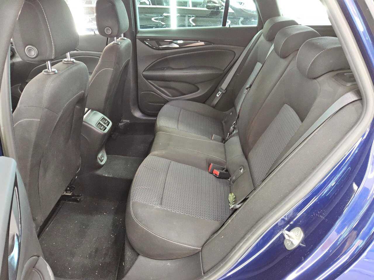 Opel Insignia ST 2.0 CDTI Business Ed. Navi LED SHZ AHK PDC 9