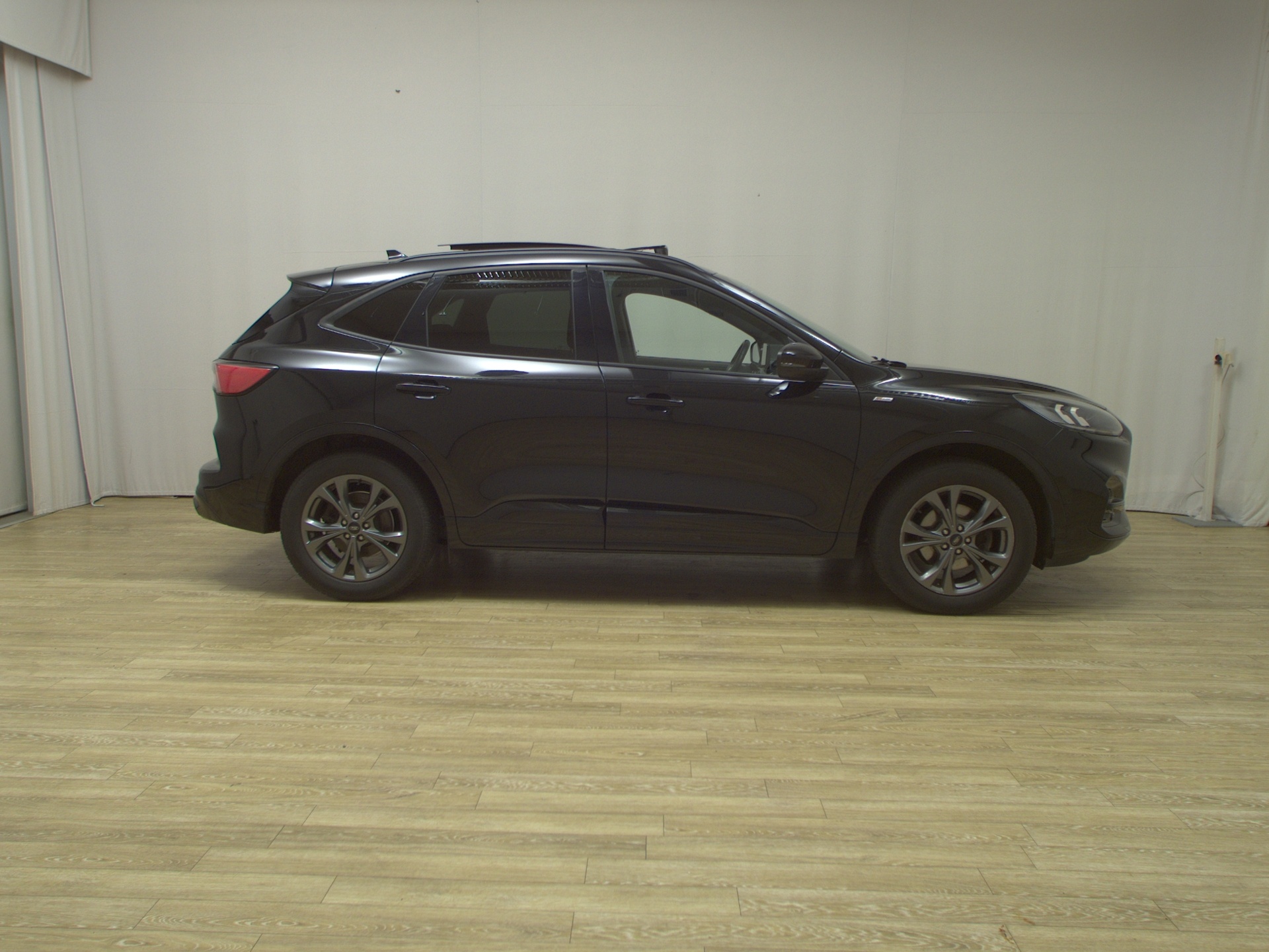 Ford Kuga 2.0 EB ST-Line X Navi LED RfK Pano AHK PDC