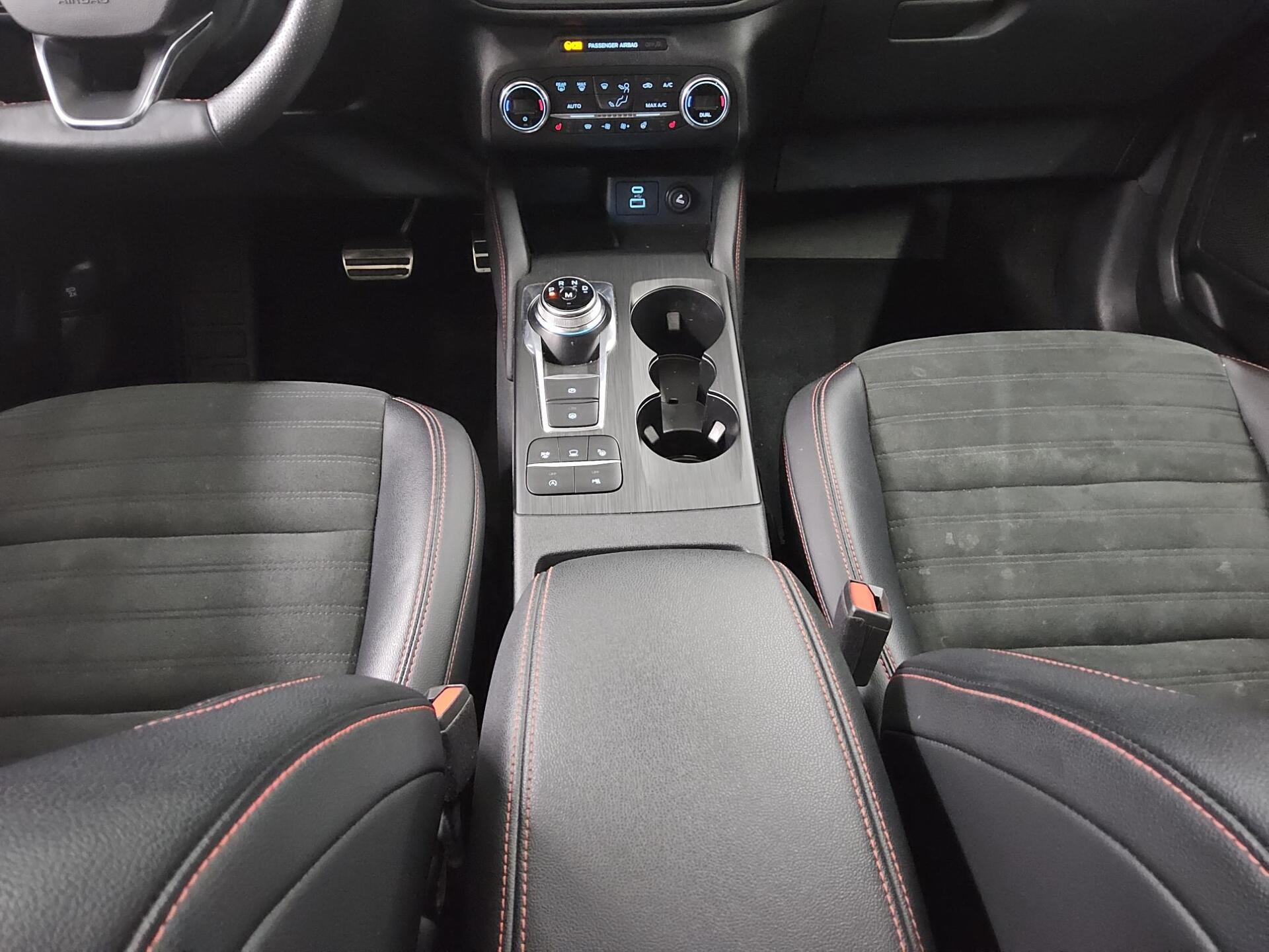Ford Kuga 2.0 EB ST-Line X Navi LED RfK Pano AHK PDC 6