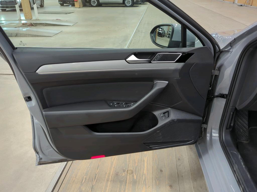 Volkswagen Passat Variant GTE 1.4 TSI NAVI IQ. LIGHT AID PANO 10