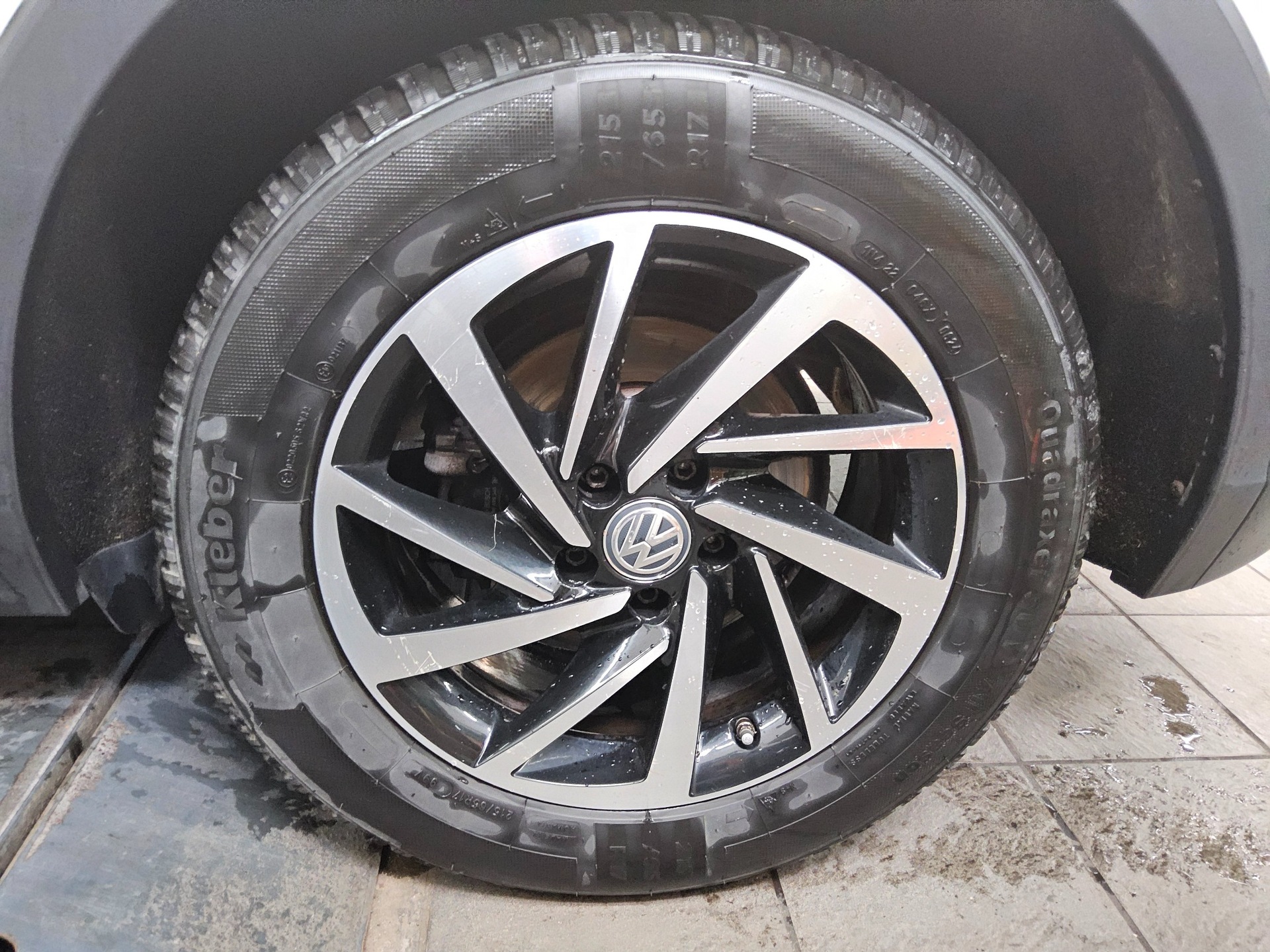 Volkswagen Tiguan 2.0 TDI Join Navi AHK PDC 10