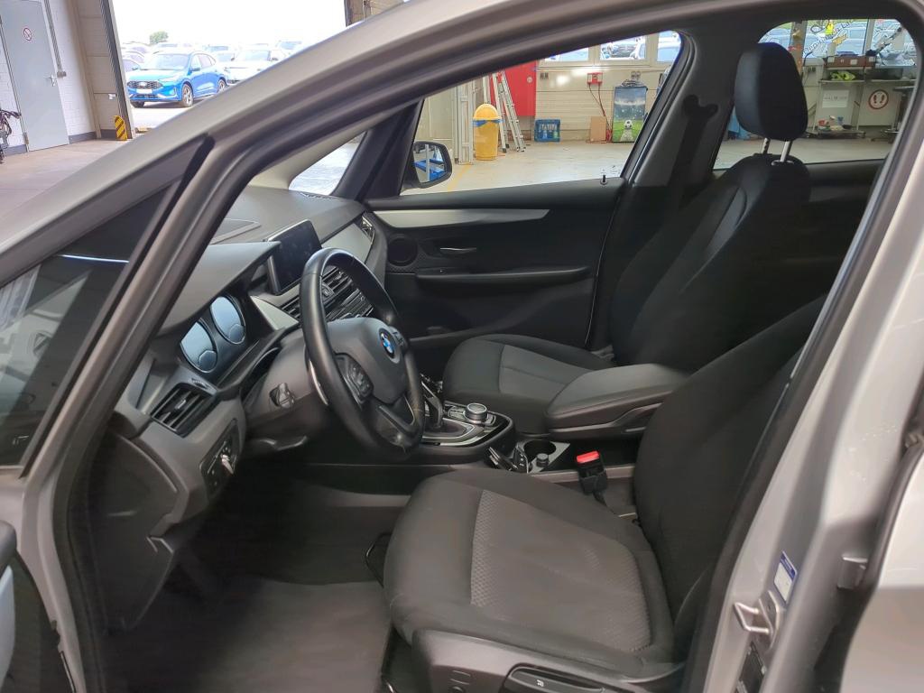 BMW 220 Gran Tourer Advantage NAVI LED SHZ HIFI PDC 6