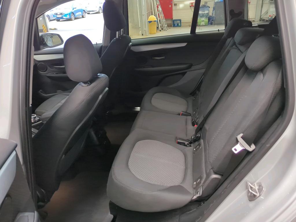 BMW 220 Gran Tourer Advantage NAVI LED SHZ HIFI PDC 7
