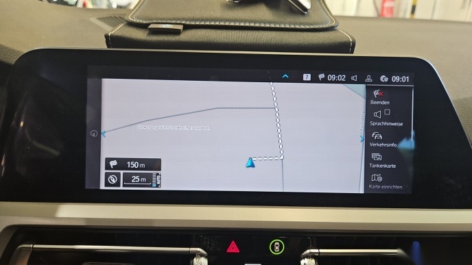 BMW 320e Touring Navi LED Shz PDC 10