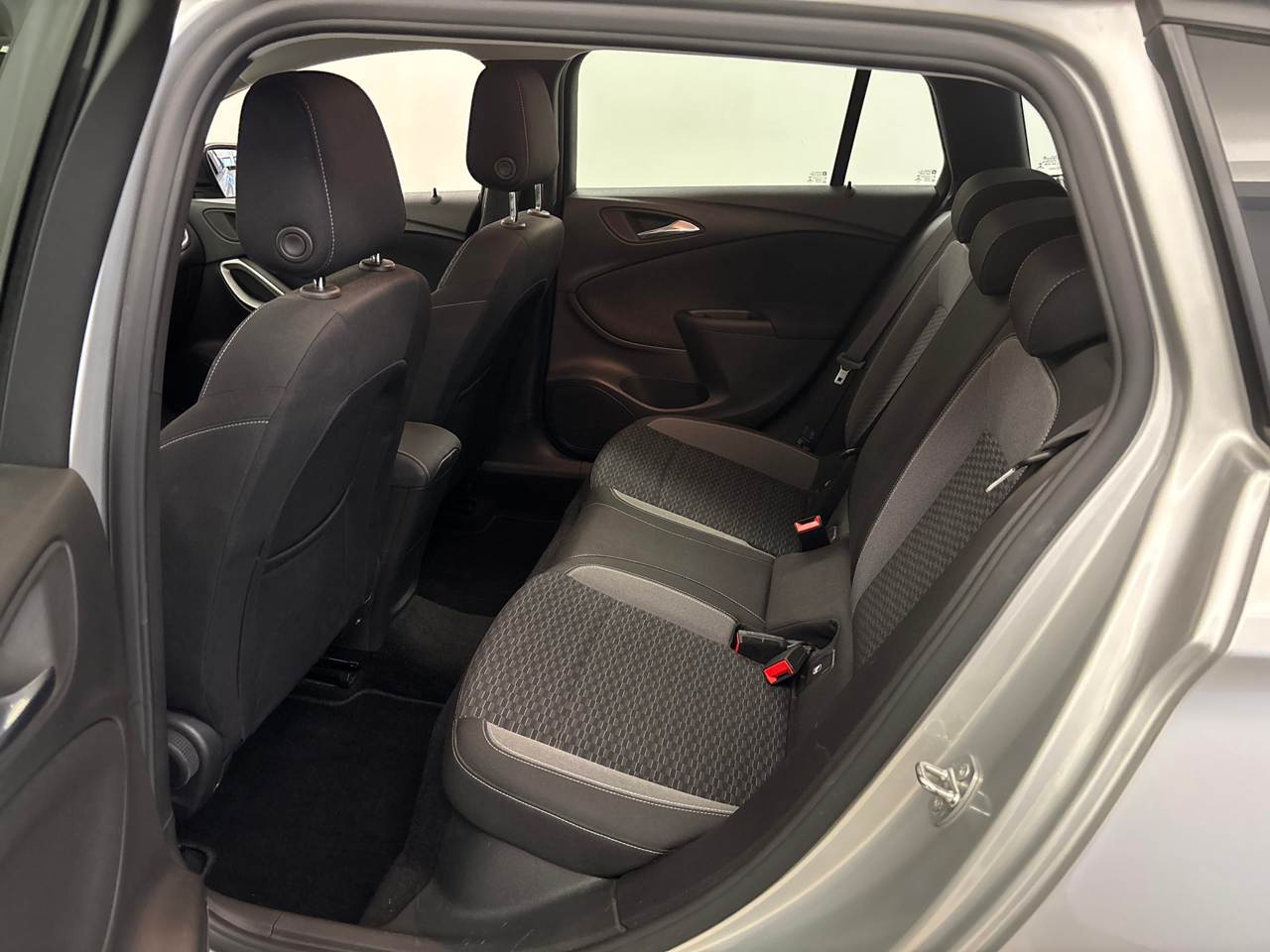 Opel Astra ST 1.2 Turbo Business Ed. NAVI LED ERGO-SITZ SHZ PDC 8