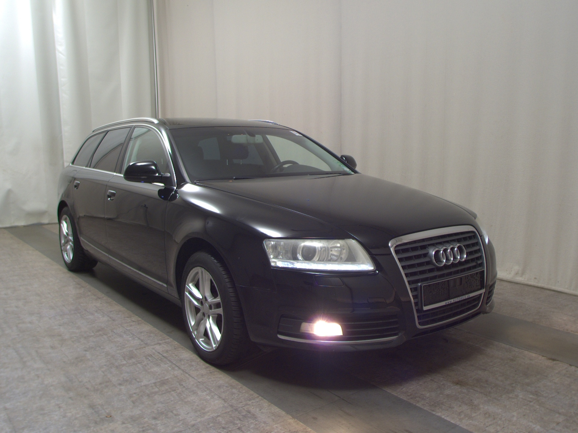 Audi A6 Avant 2.7 TDI AHK BT Navi Xenon 3