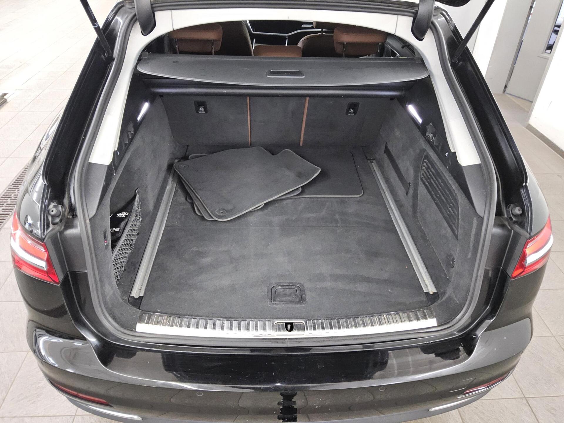 Audi A6 Avant 40 TDI Qu. Navi LED Leder Shz el.Heck AHK PDC 11