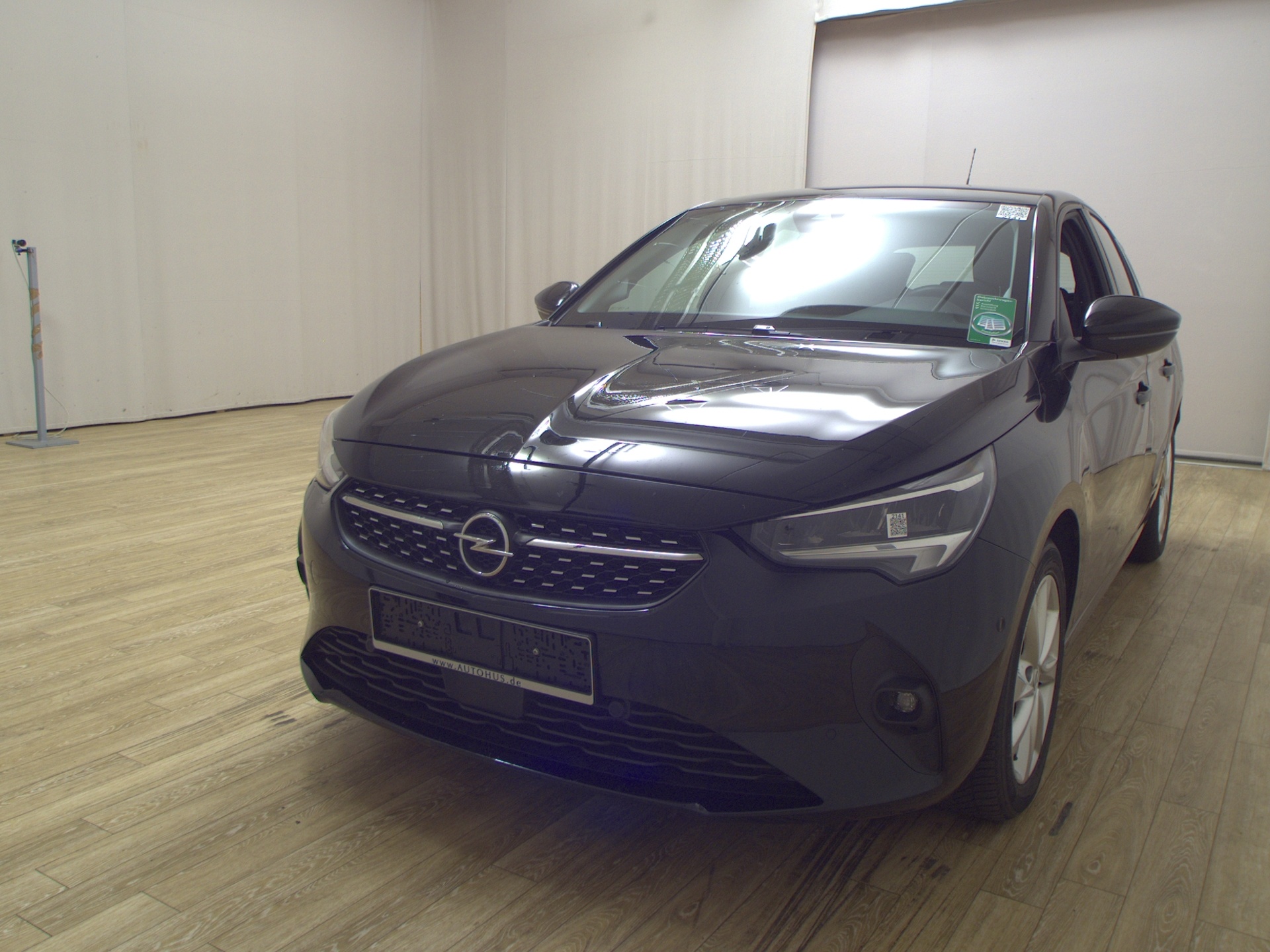 Opel Corsa 1.5 D Elegance Navi LED RfK 180° Shz PDC 2