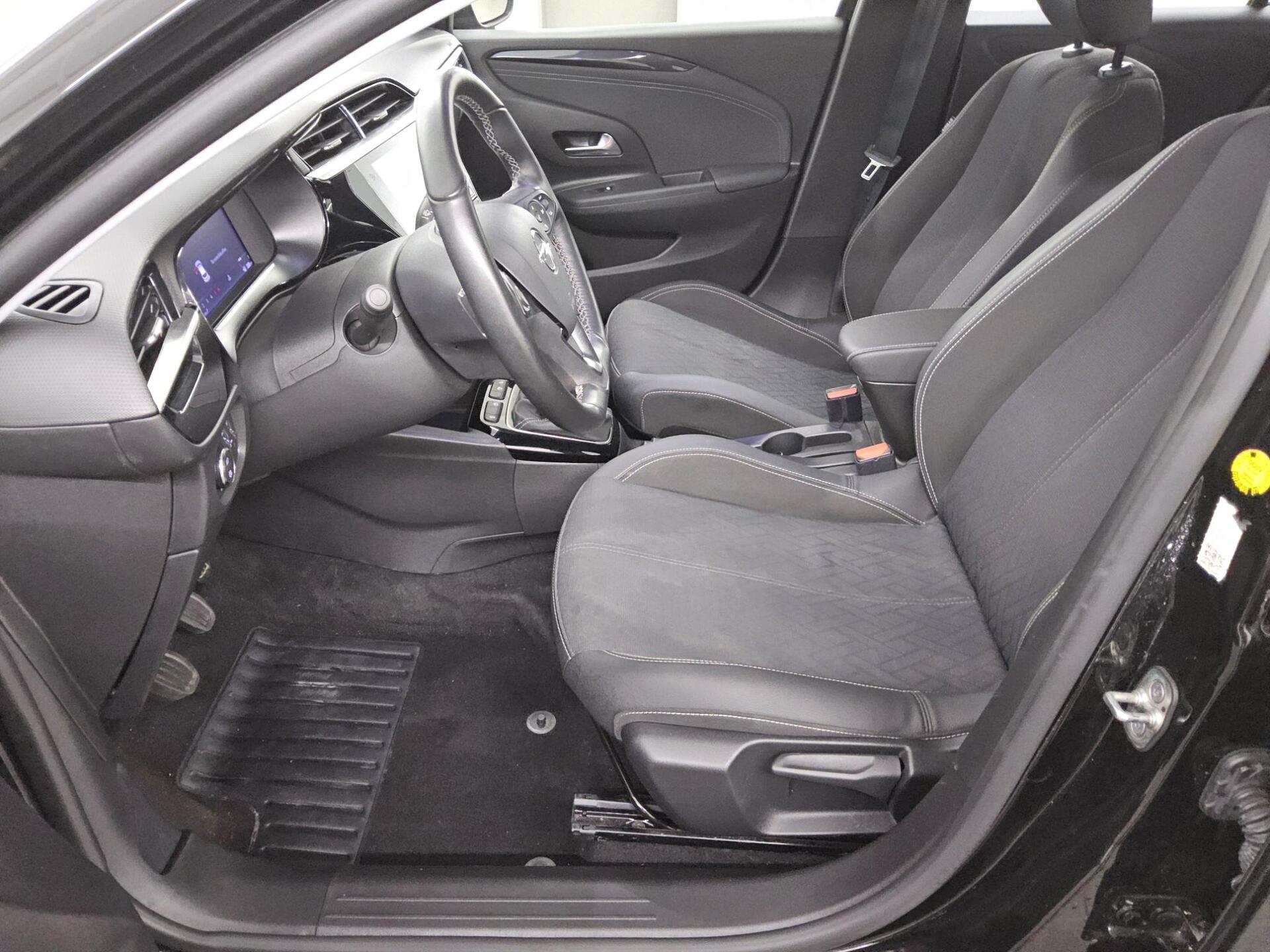 Opel Corsa 1.5 D Elegance Navi LED RfK 180° Shz PDC 9