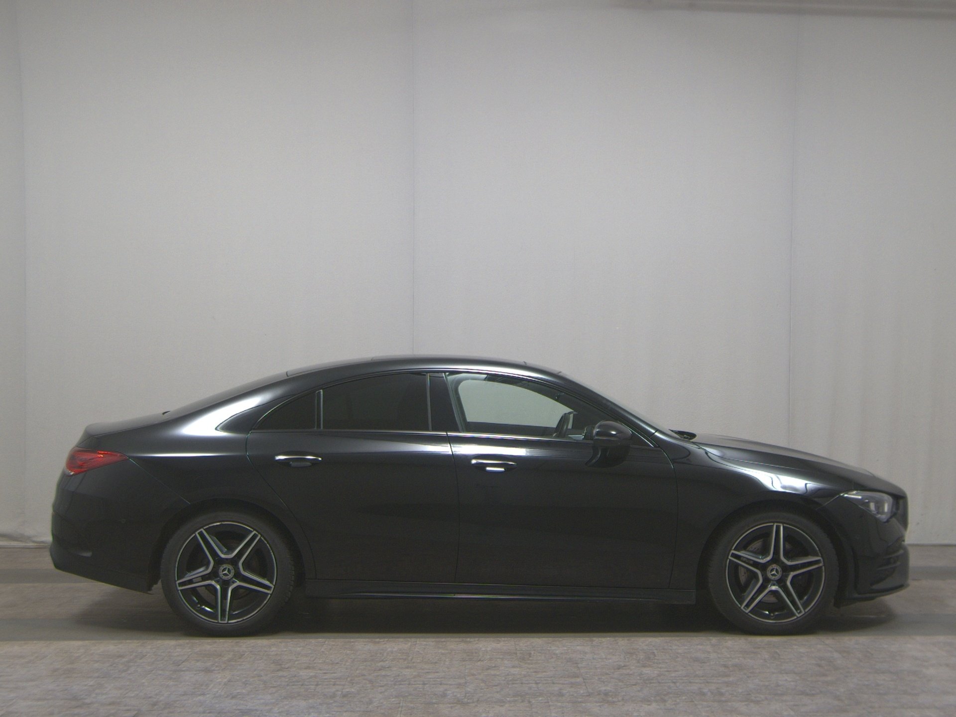 Mercedes-Benz CLA 200 AMG-Line Night Navi MB-LED Pano Memory