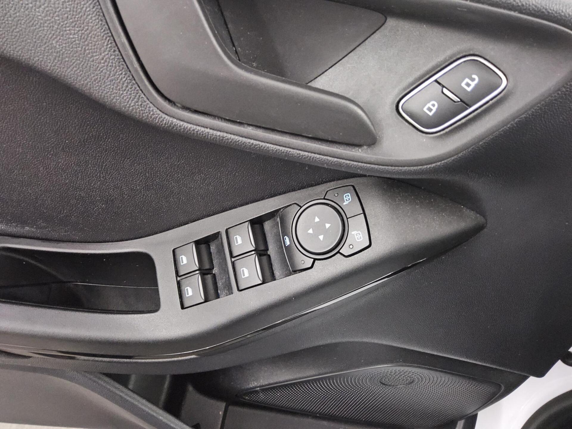 Ford Fiesta 1.1 Cool&Connect DAB LED Shz Parkass. 9