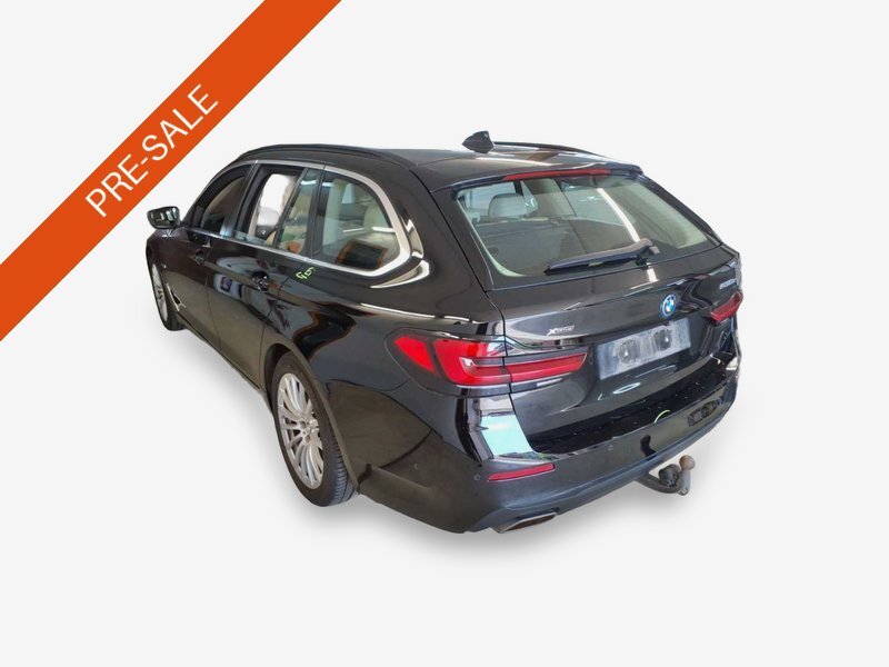 BMW 530e Touring xDr T-LEDER NAVI LC PROF. LED 4