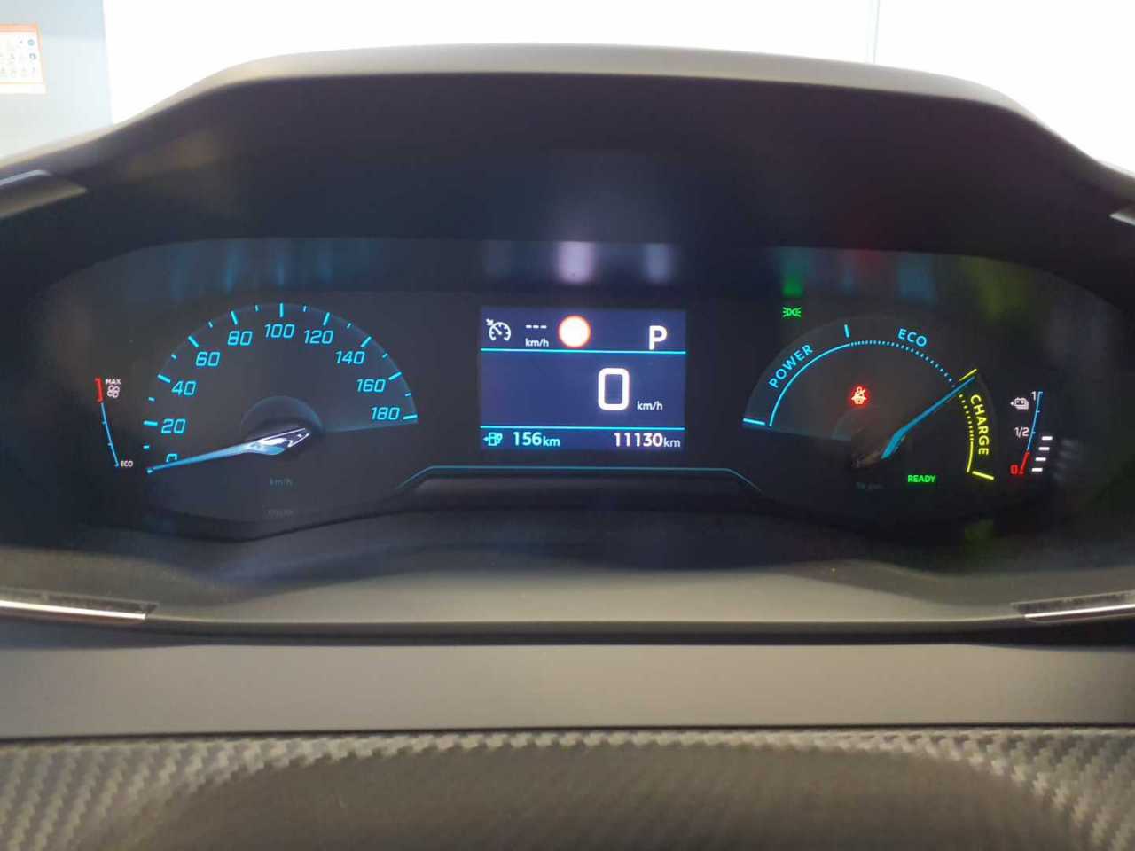 Peugeot 208 Allure NAVI KLIMAAUT LED SHZ PDC 9