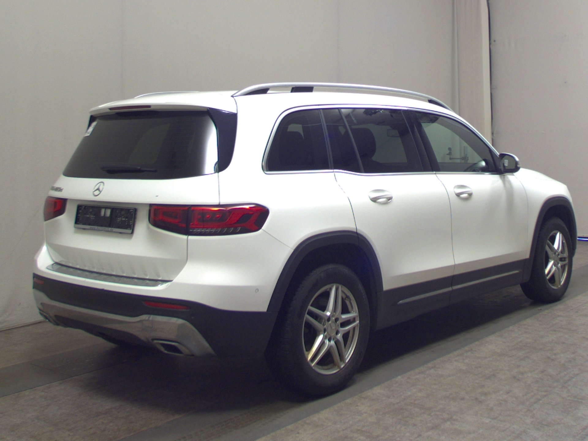 Mercedes-Benz GLB 220 d Progressive AHK Navi LED Distr.+ RFK 4