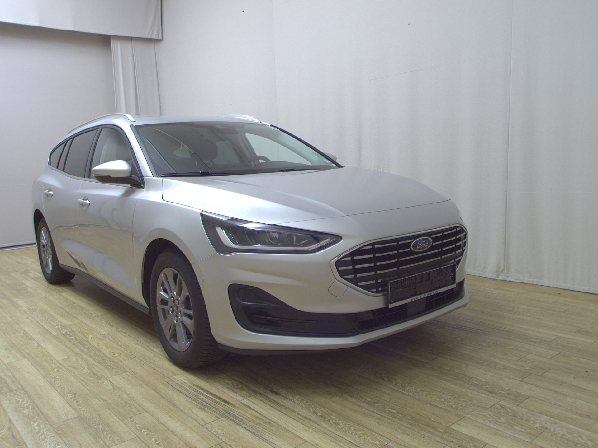 Ford Focus Turnier 1.5 EB Titanium X Navi LED RFK PDC 3