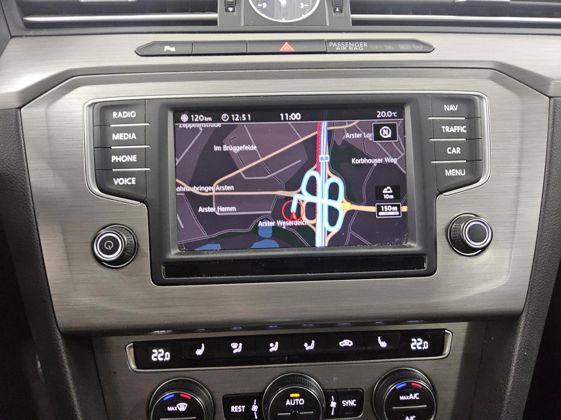 Volkswagen Passat Variant 1.6 TDI Trendline Navi AHK PDC 7