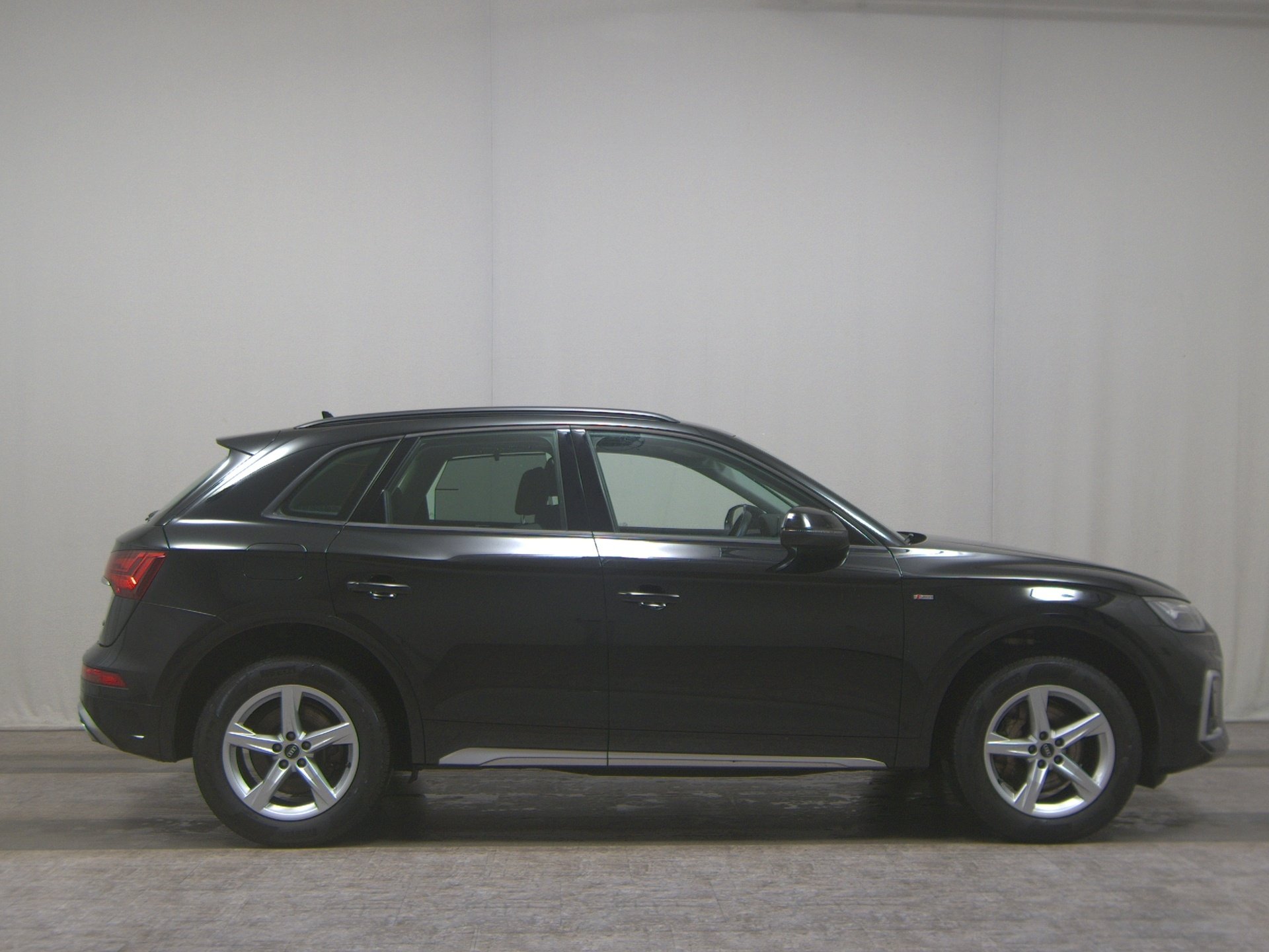 Audi Q5 45 TFSI Qu. S-Line AHK Navi vc LED Sound