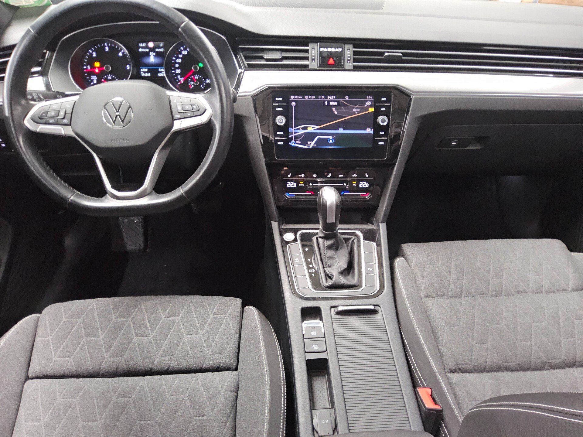 Volkswagen Passat Var. 2.0 TDI Business Navi LED Pano Sthzg 5