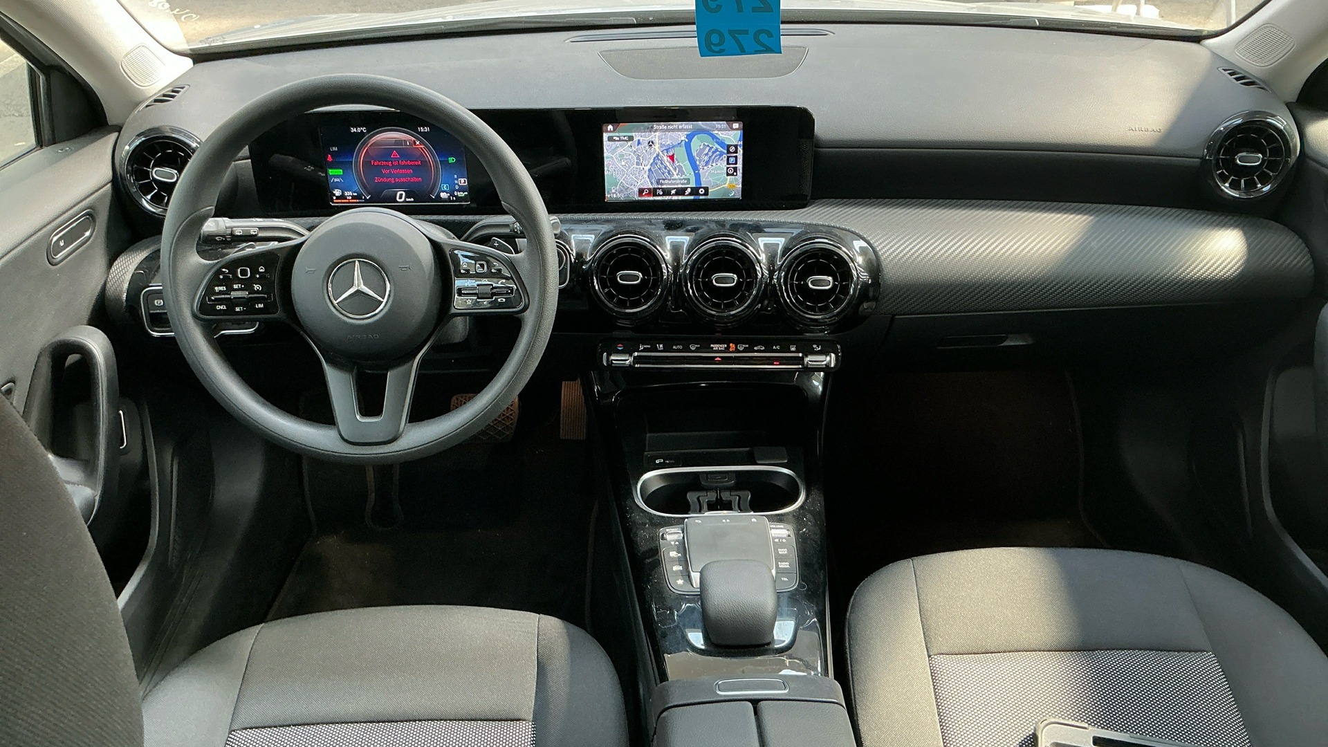 Mercedes-Benz A 250 e NAVI SHZ PDC LED 6