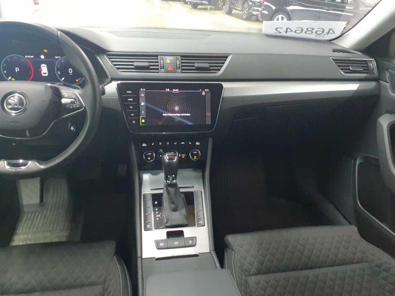Skoda Superb Kombi 2.0 TDI Ambition NAVI LED VC SHZ STHZG 5