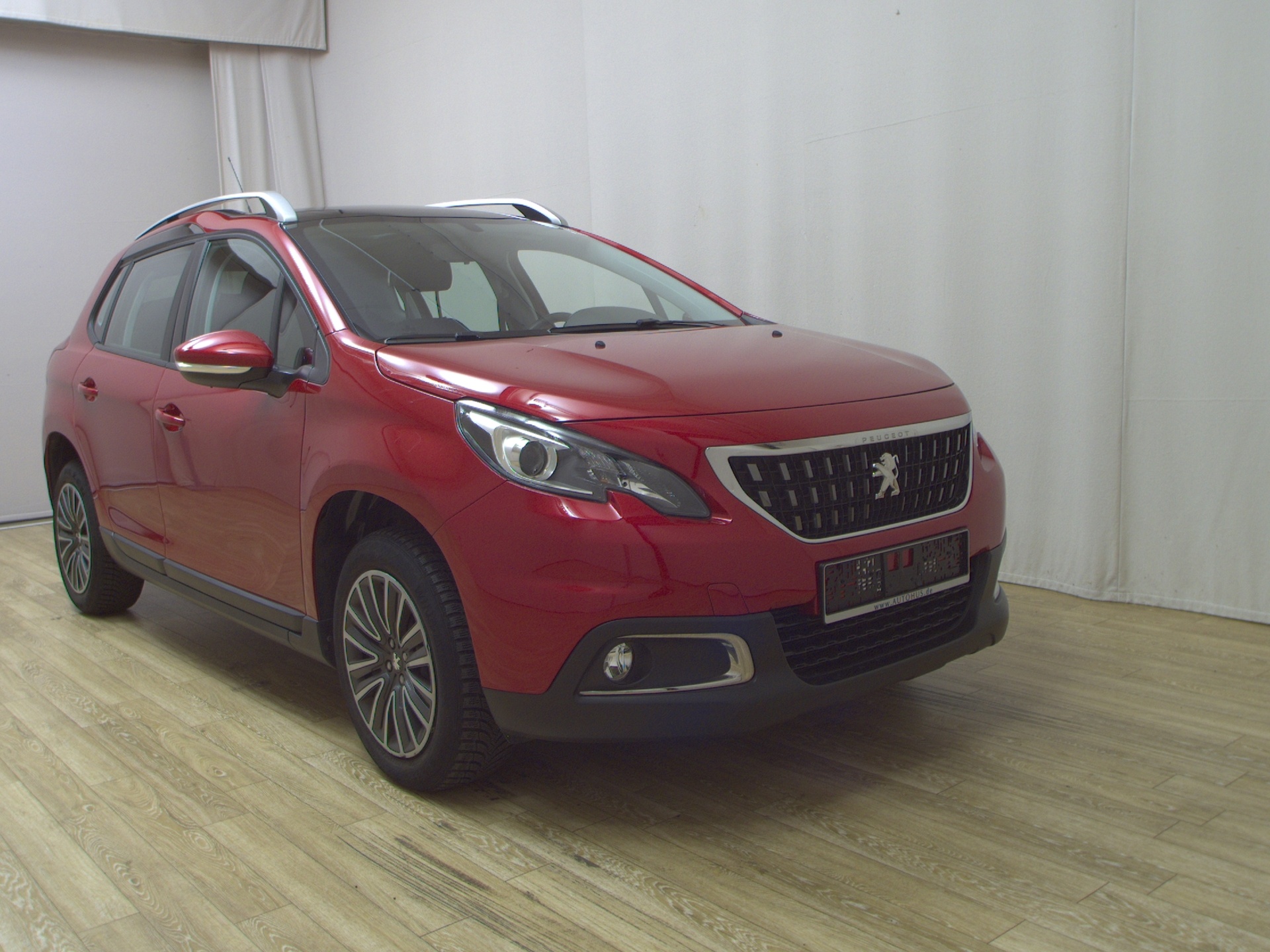 Peugeot 2008 1.2 PureTech PDC Tempomat 3