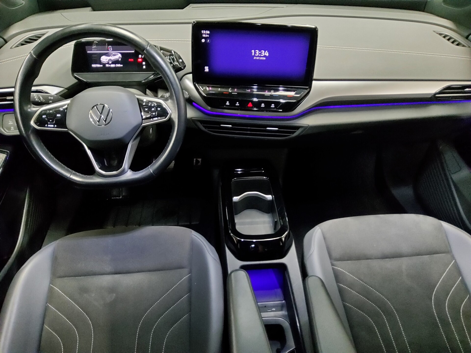 Volkswagen ID.4 Navi LED 5