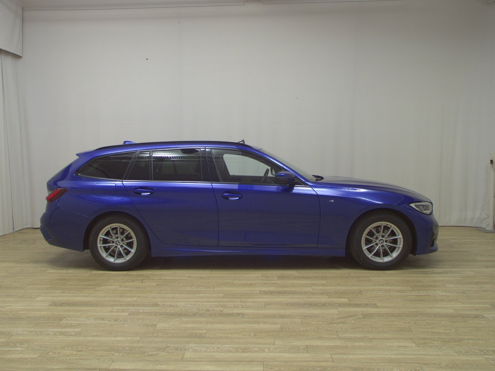 BMW 320dA Touring M-Sport Leder Navi Laser Pano HiFi
