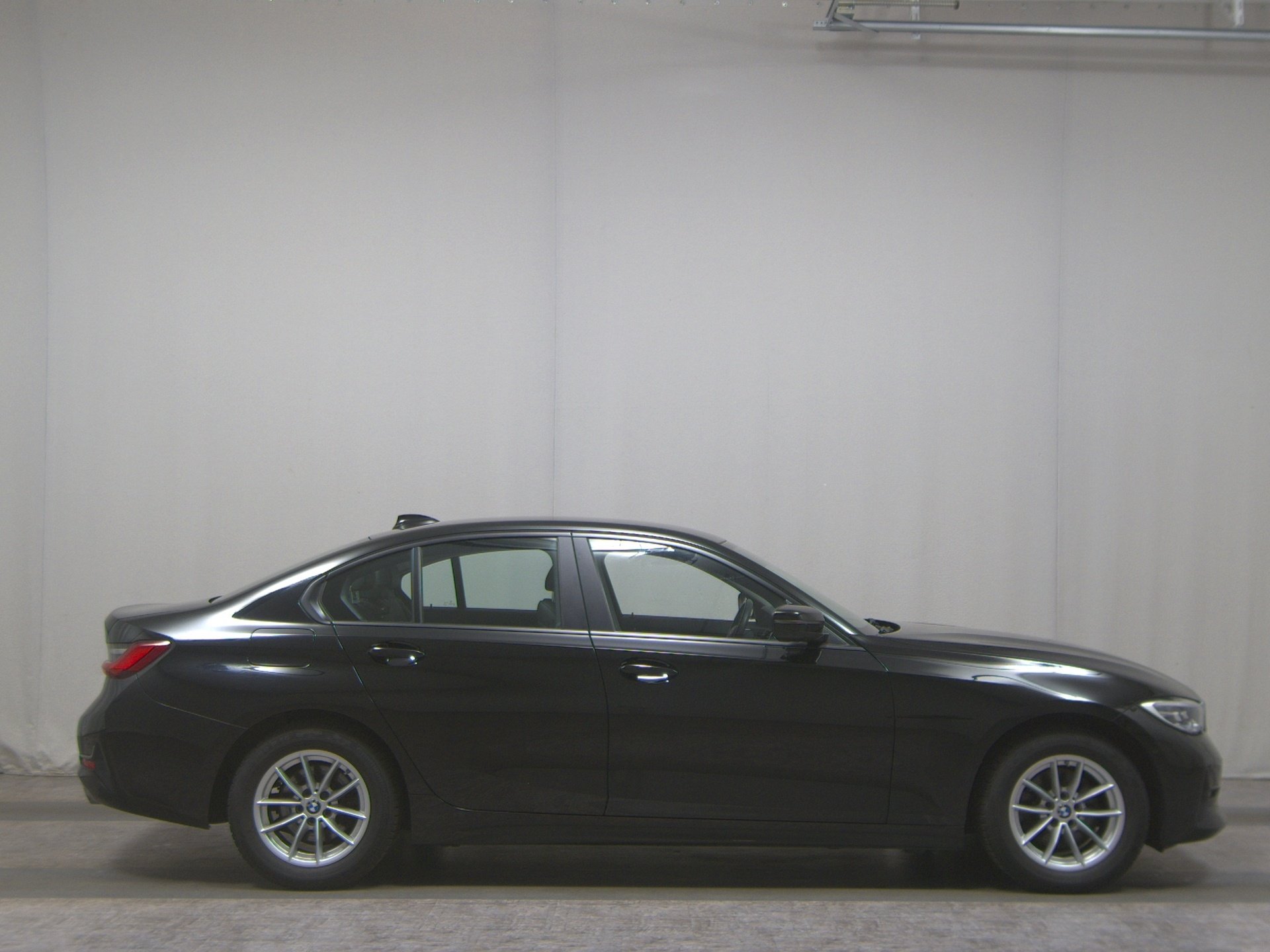 BMW 320dA Advantage Sportsitze Navi LC HiFi LED+
