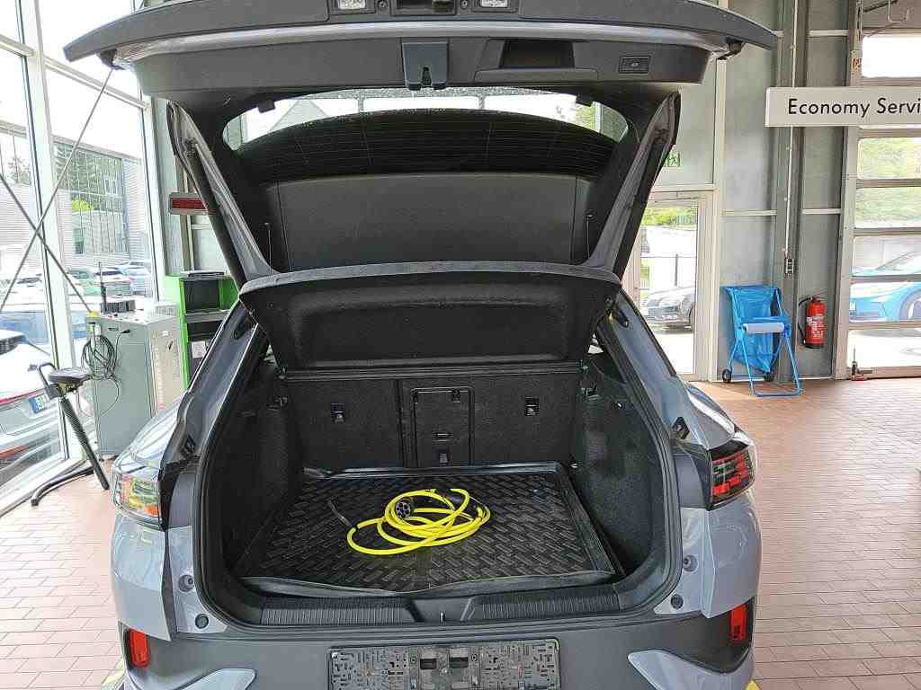 Volkswagen ID.4 T-LEDER NAVI LED SHZ HUD 10