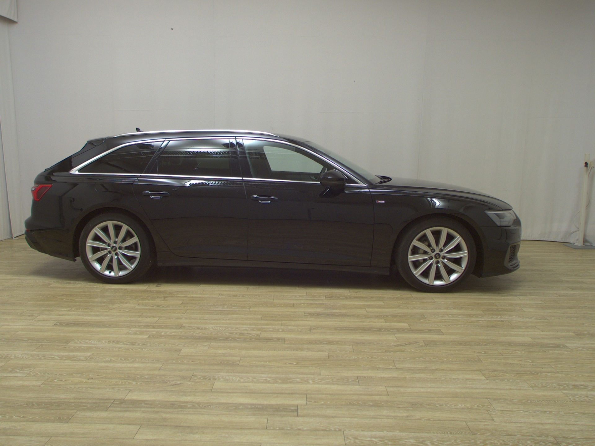 Audi A6 Avant 50 TDI Qu. S-Line T-Leder Navi LED RfK