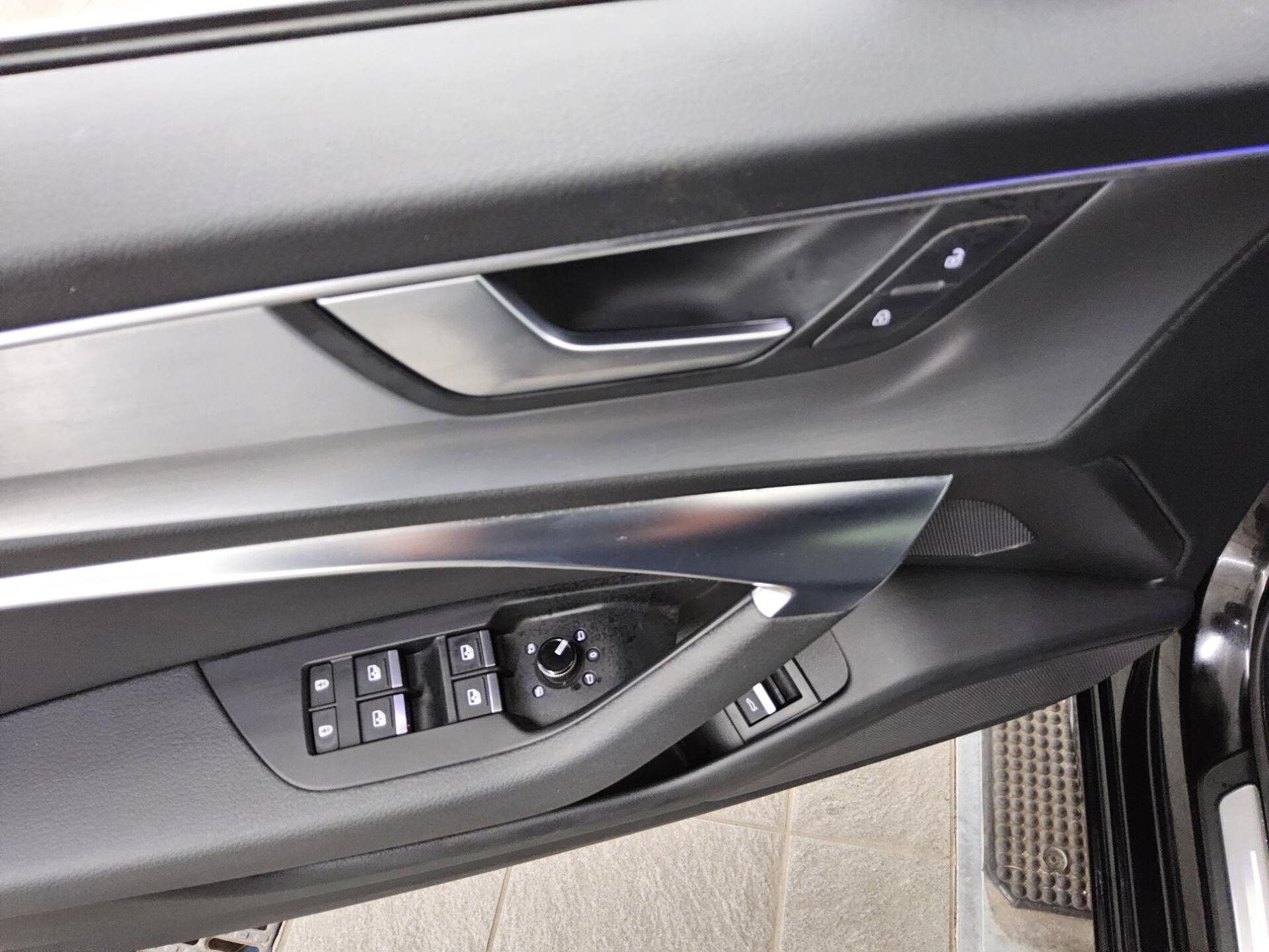 Audi A6 Avant 50 TDI Qu. S-Line T-Leder Navi LED RfK 9