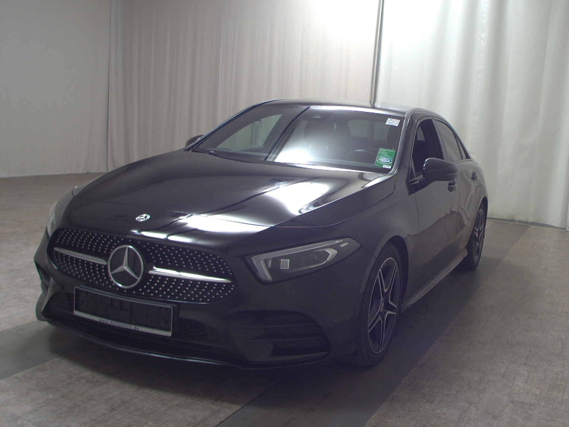 Mercedes-Benz A 220 Lim. d 4M AMG-Line Night Navi Multibeam 2