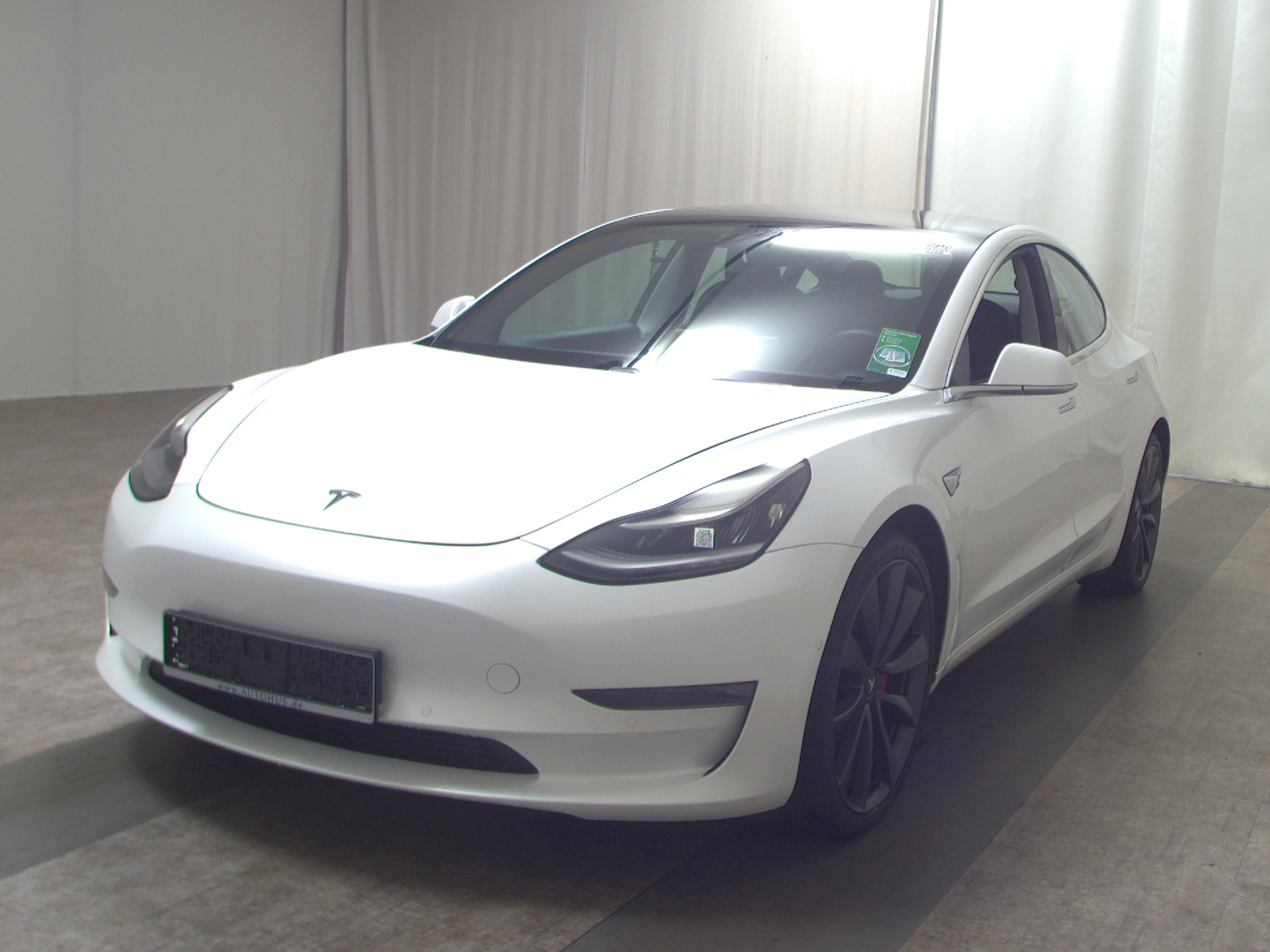 Tesla Model 3 Performance Dual AWD Leder Navi LED RFK 2