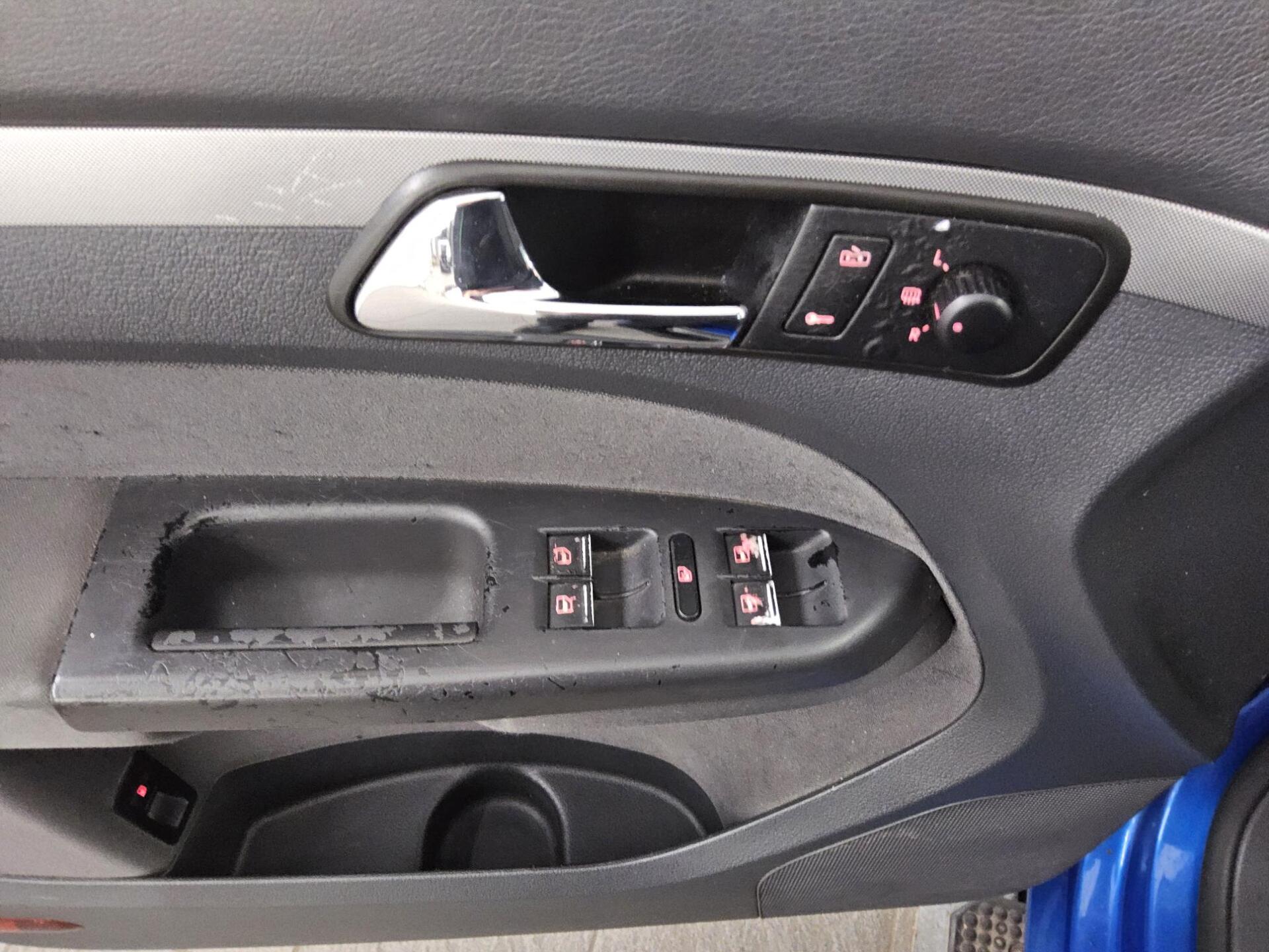 Volkswagen Touran 1.9 TDI Goal 7-Sitzer AHK Klima Navi 9