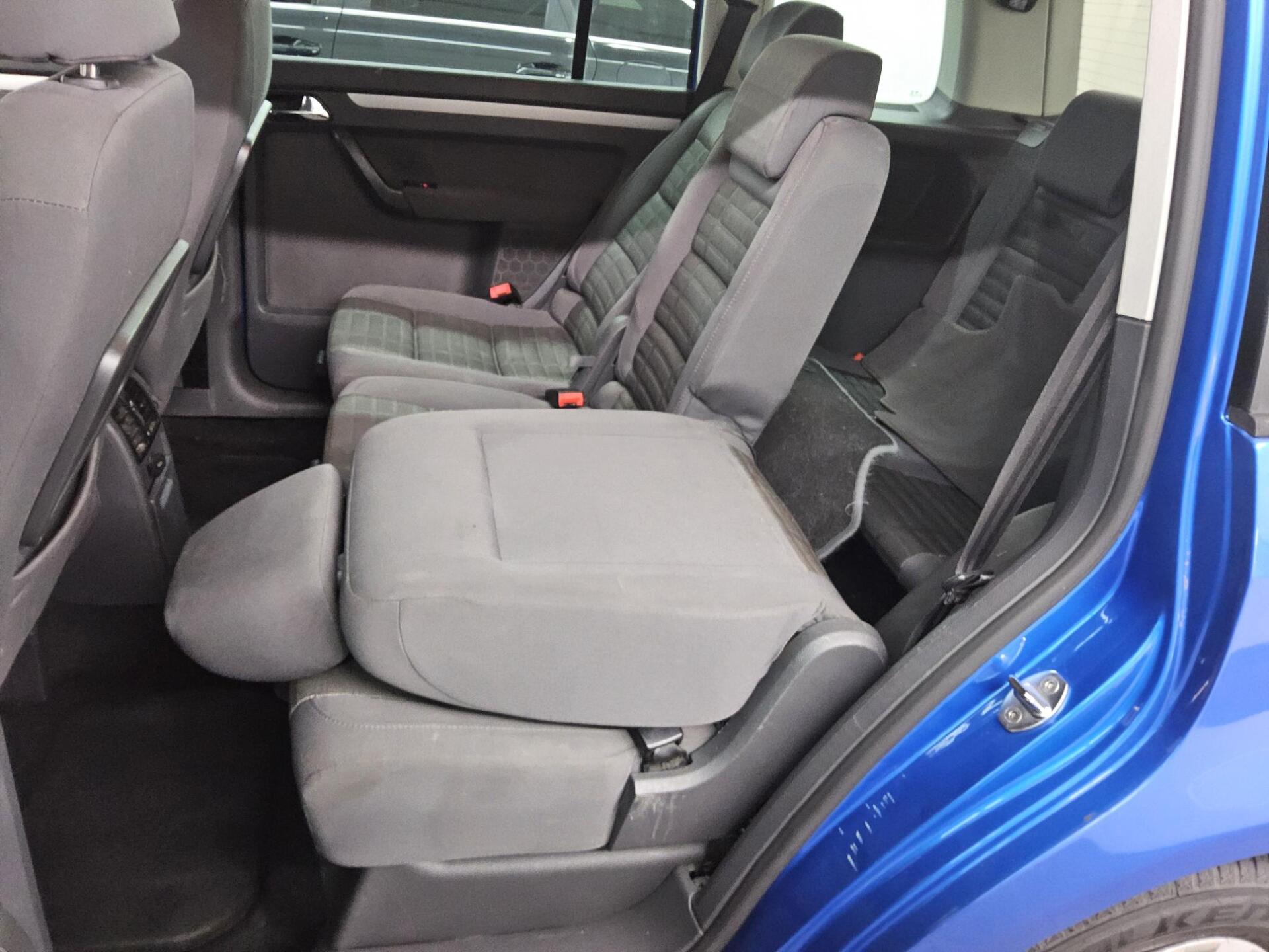 Volkswagen Touran 1.9 TDI Goal 7-Sitzer AHK Klima Navi 12