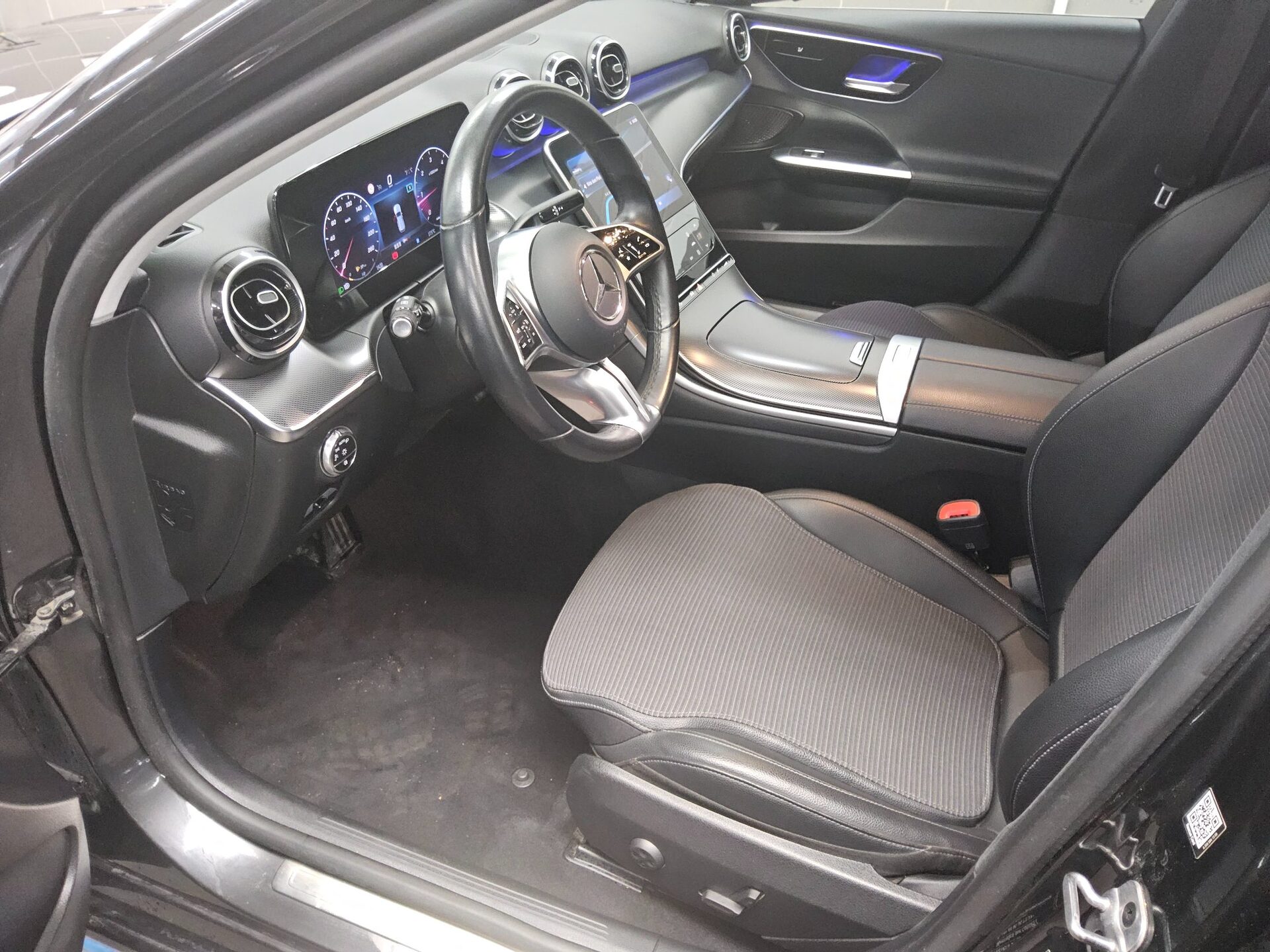 Mercedes-Benz C 220 T d Avantgarde T-Leder Navi LED 360° AHK 8