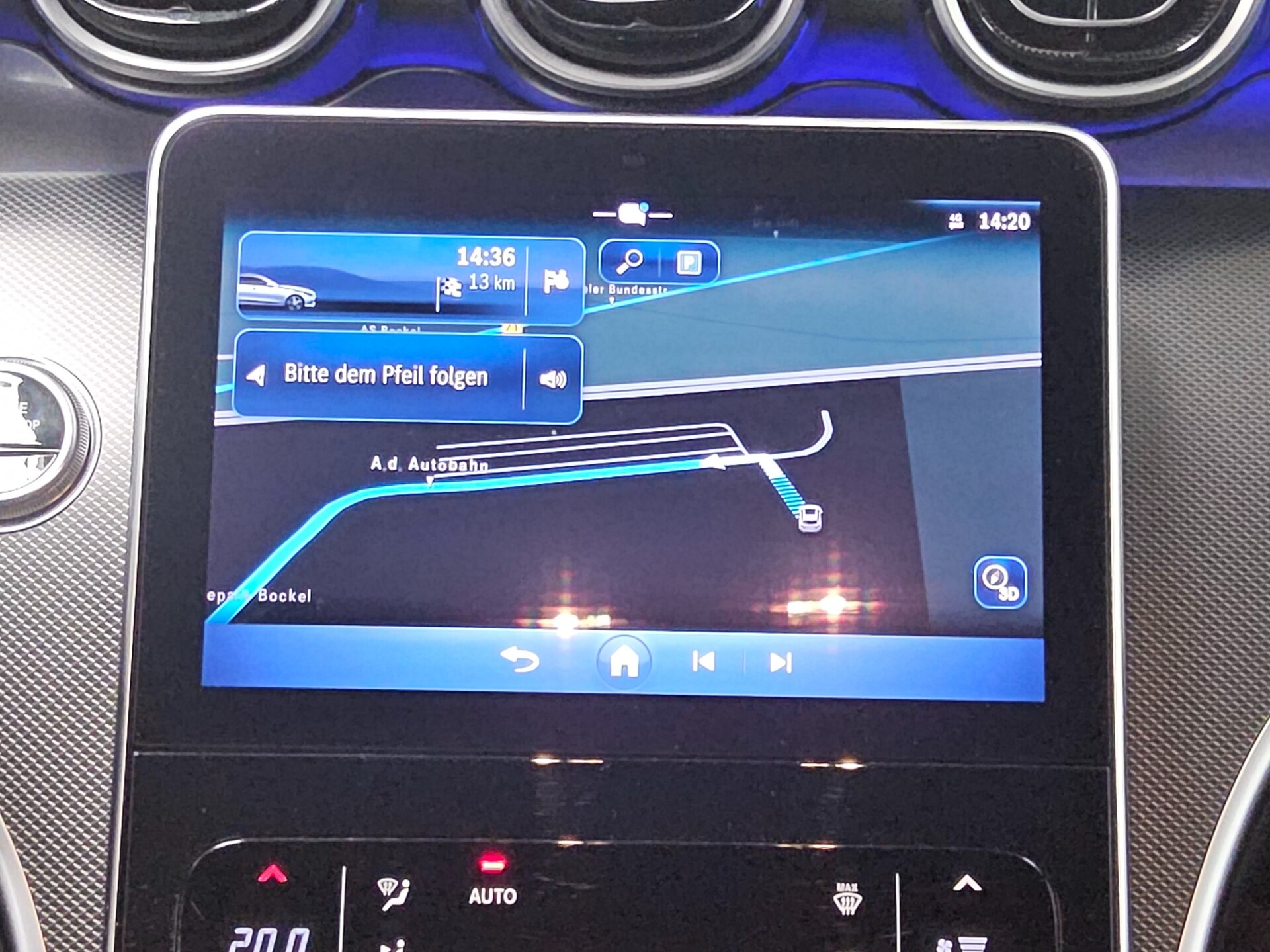 Mercedes-Benz C 220 T d Avantgarde T-Leder Navi LED 360° AHK 7