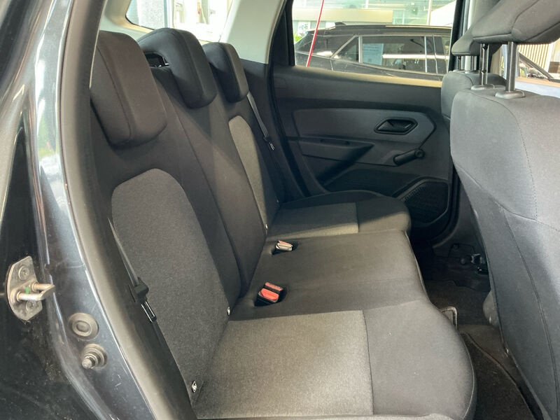 Dacia Duster 0.9 Tce RADIO 8